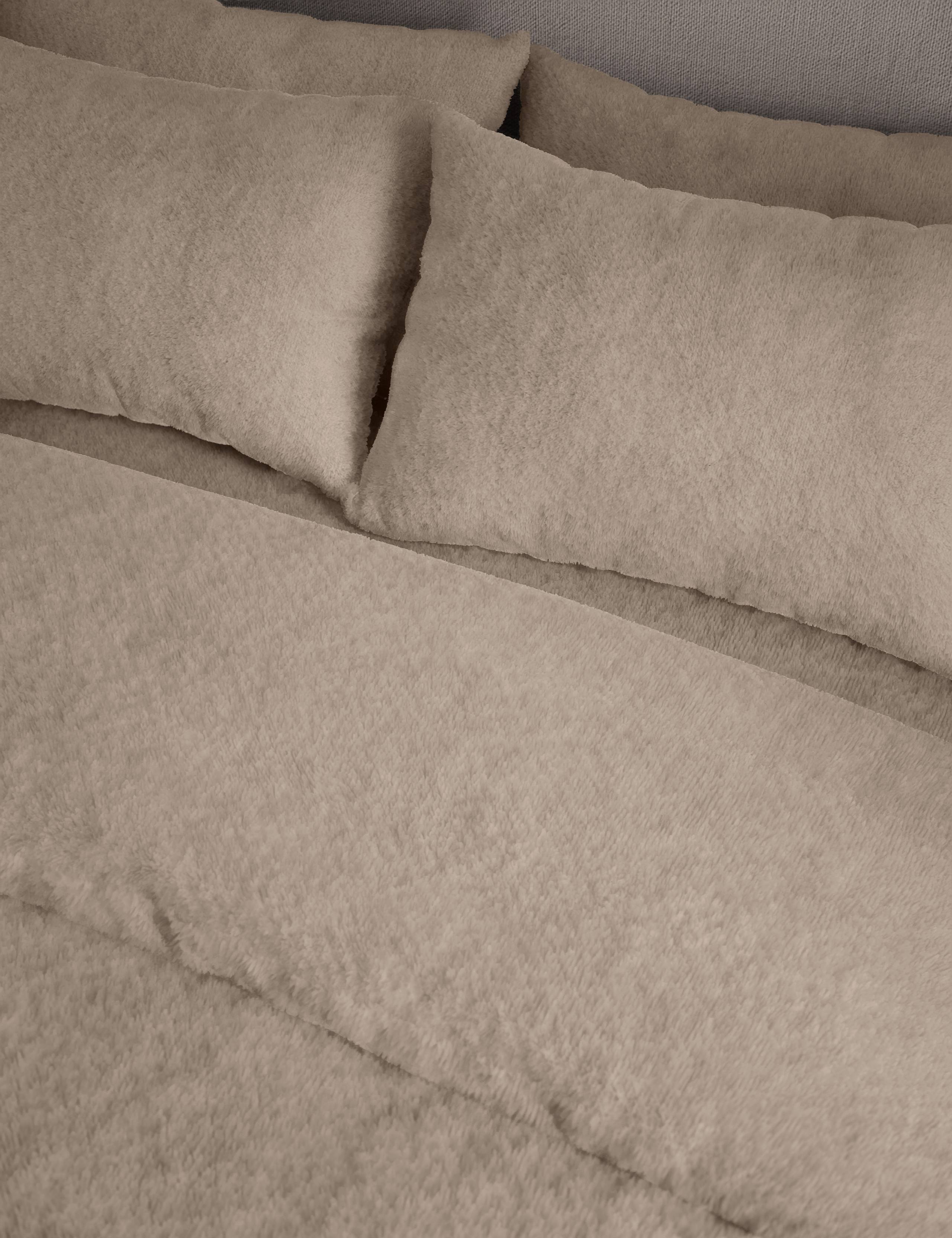 Teddy Fleece Bedding Set 4 of 4