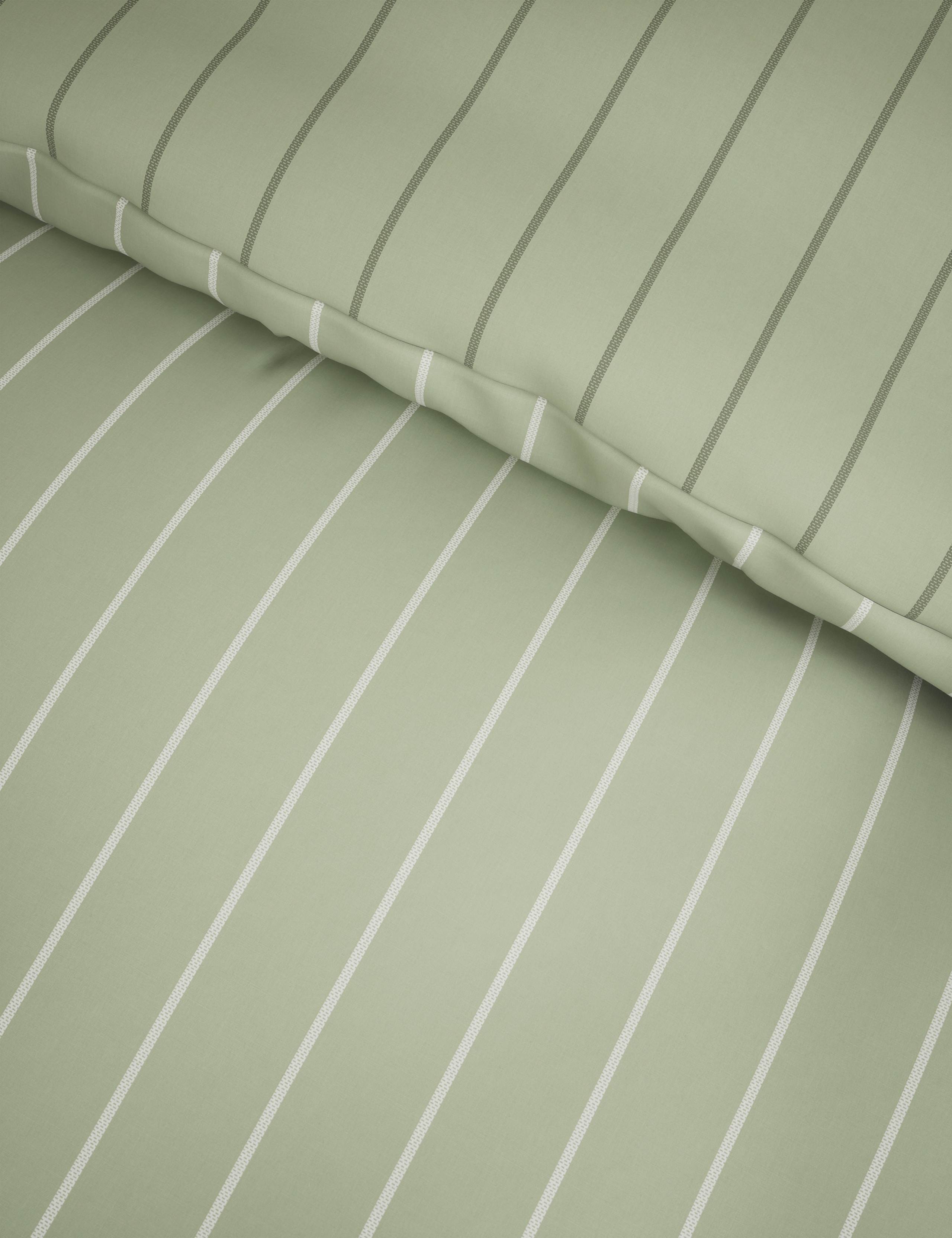 Cotton Rich Narrow Striped Bedding Set 5 of 6