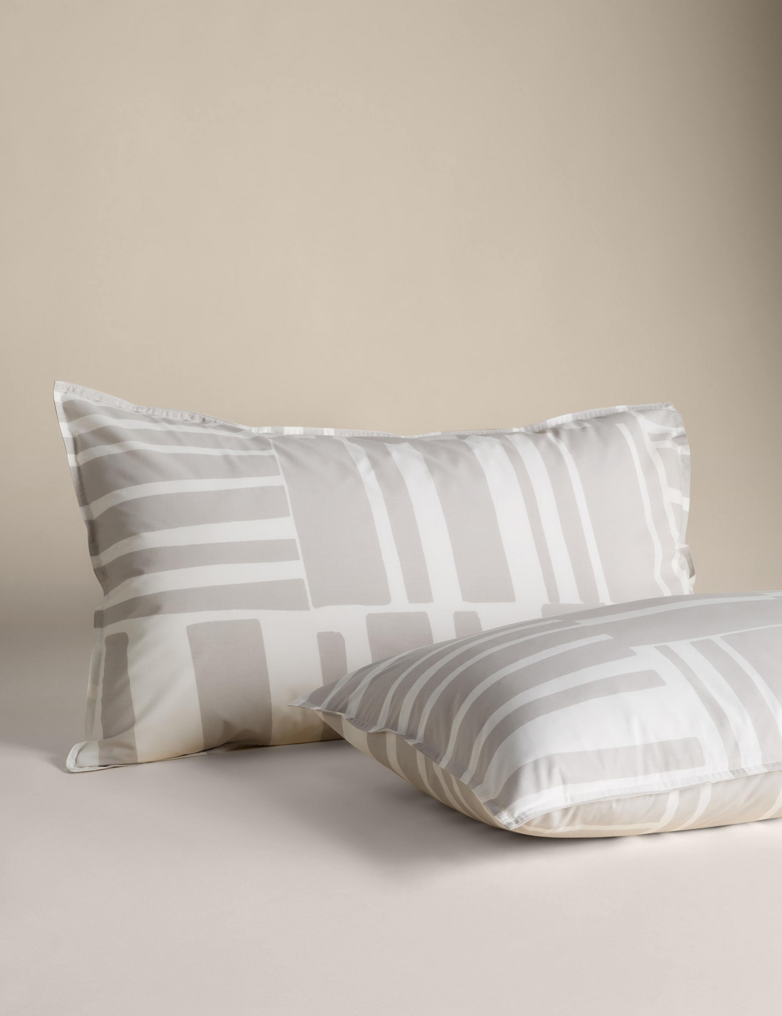 Cotton Rich Geometric Bedding Set 3 of 6
