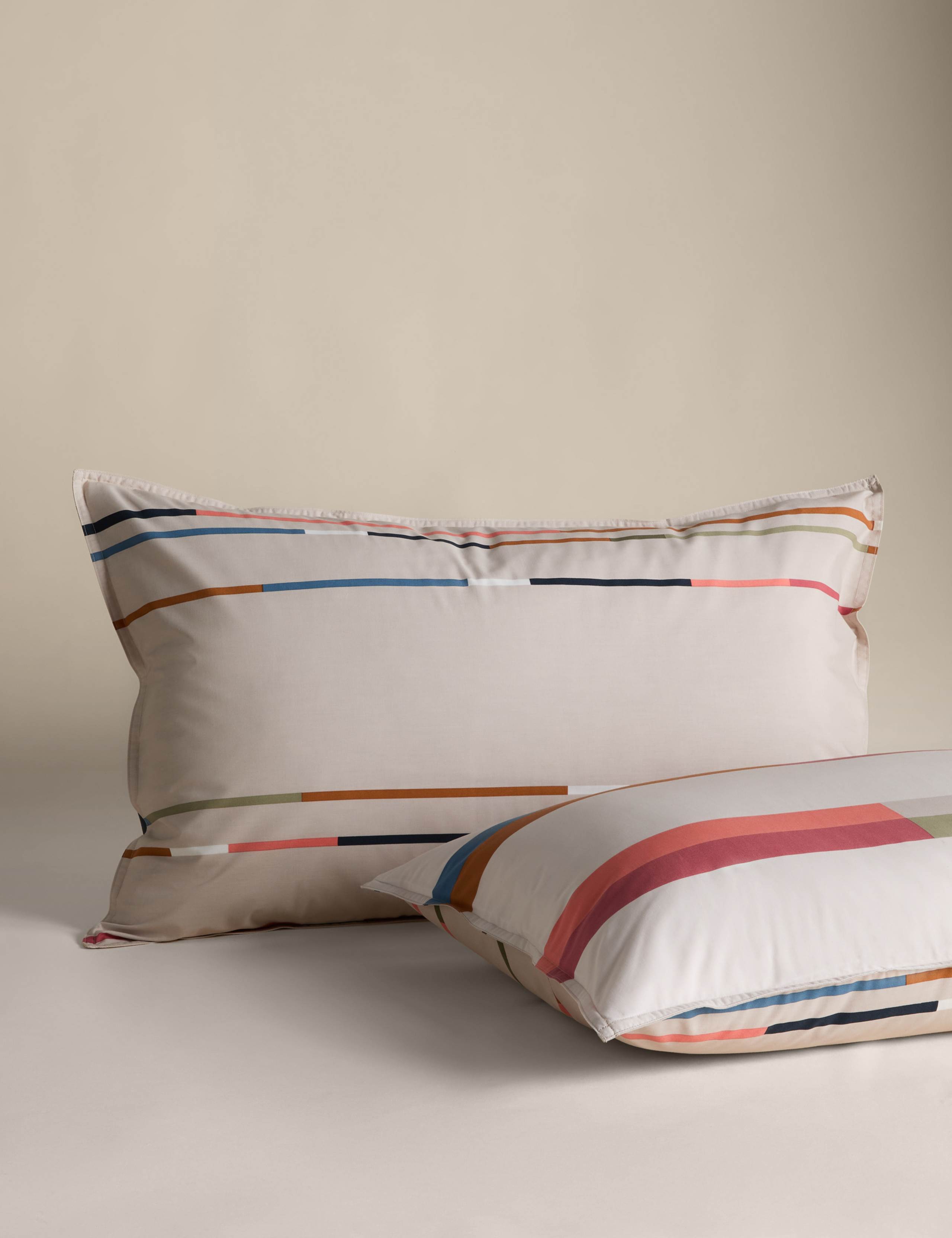 Cotton Rich Striped Bedding Set 3 of 6