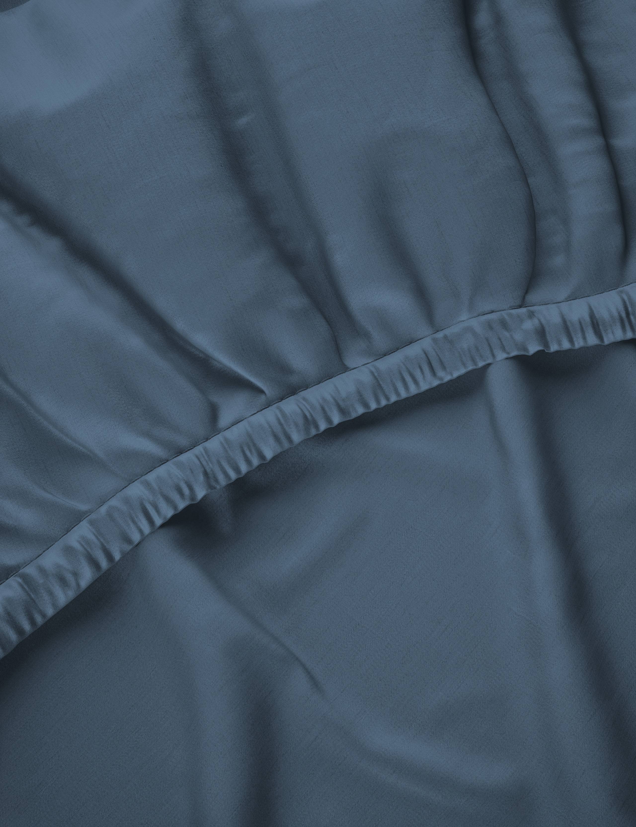 Egyptian Cotton Sateen 400 Thread Count Extra Deep Fitted Sheet 2 of 4