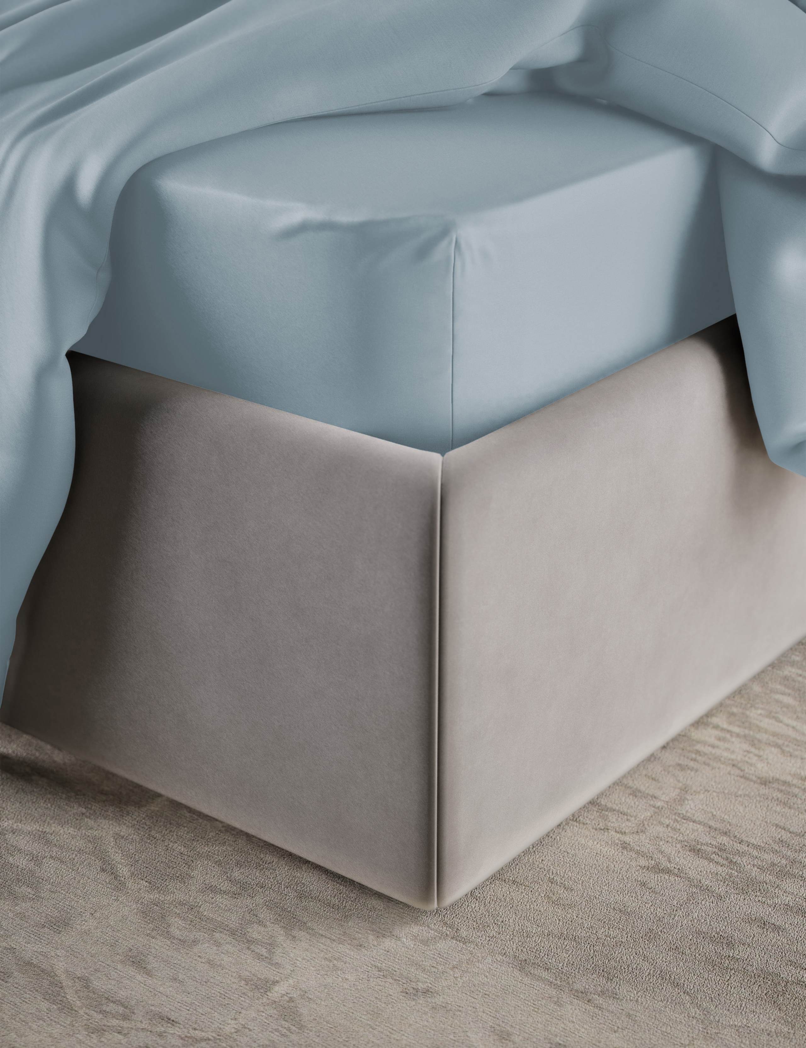 Egyptian Cotton Sateen 400 Thread Count Extra Deep Fitted Sheet 4 of 4