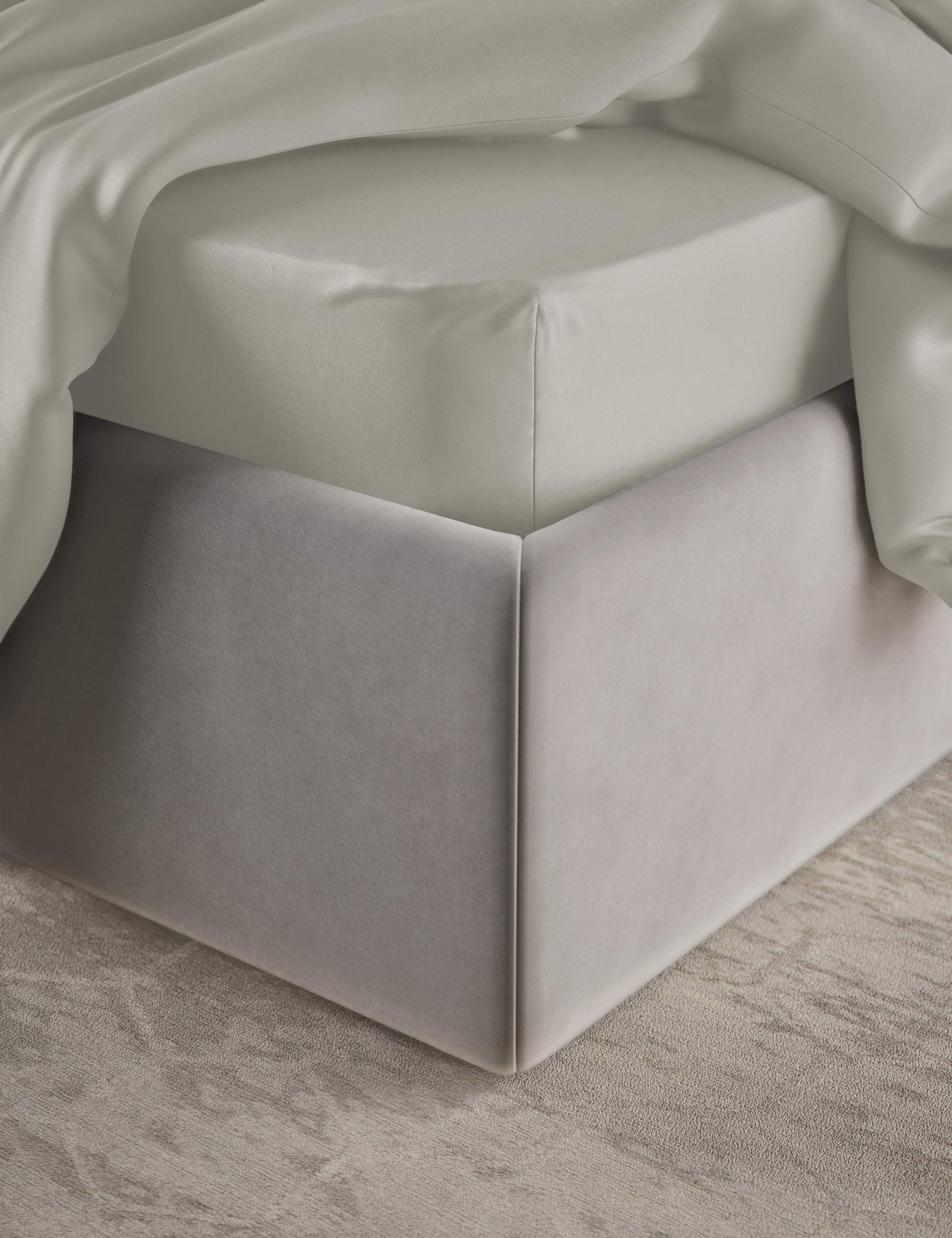 Egyptian Cotton Sateen 400 Thread Count Deep Fitted Sheet 4 of 4