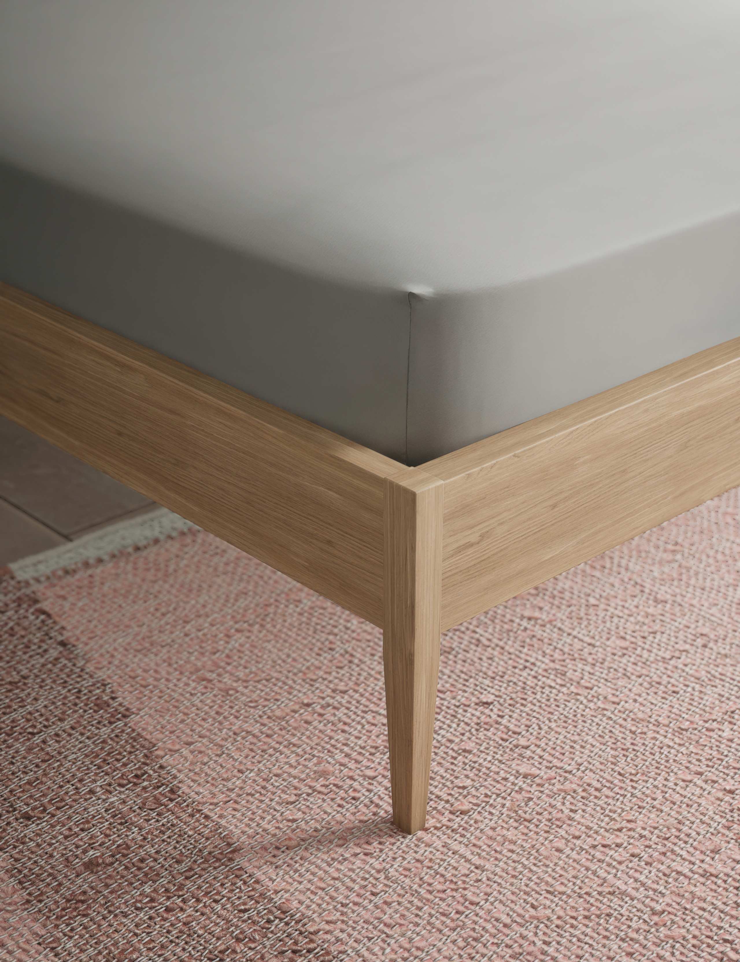 Cotton Blend Non Iron Fitted Sheet 3 of 3