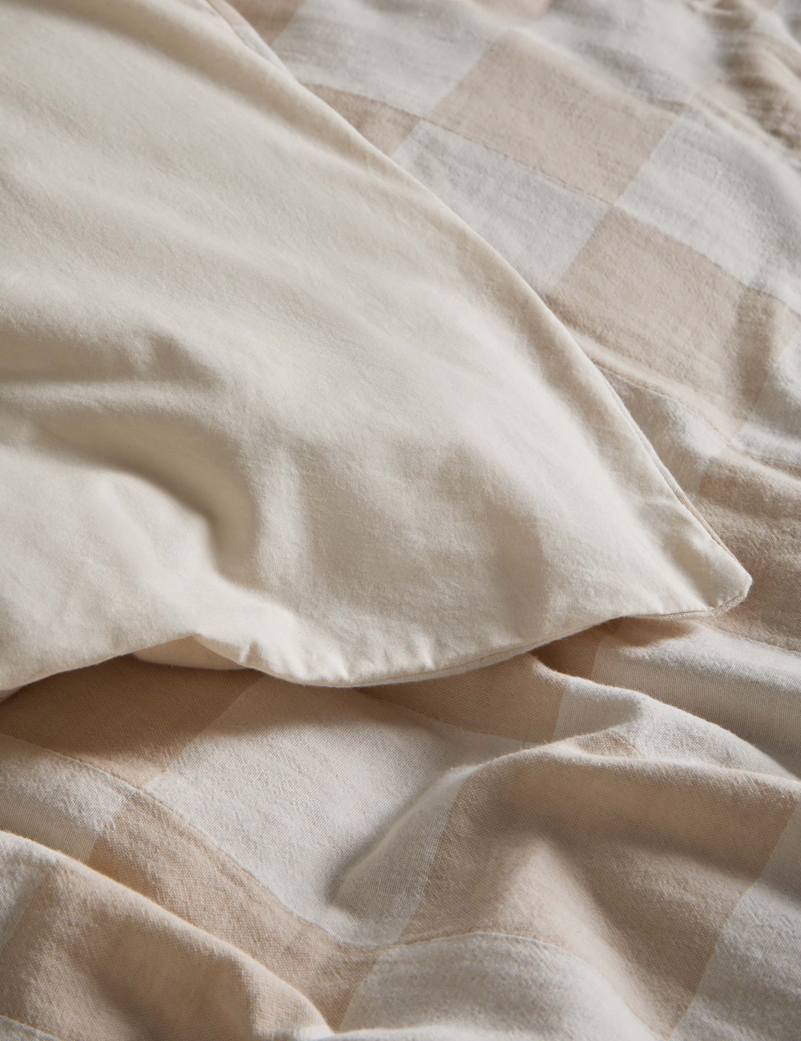 Pure Cotton Checked Bedding Set 6 of 8