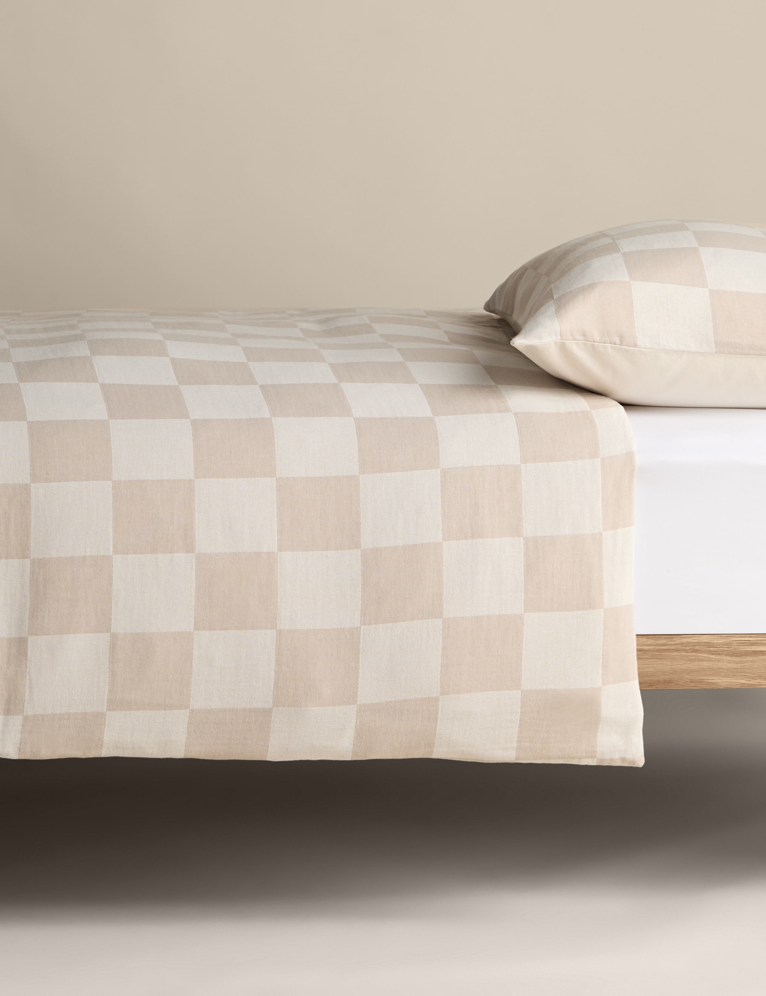 Pure Cotton Checked Bedding Set 8 of 8