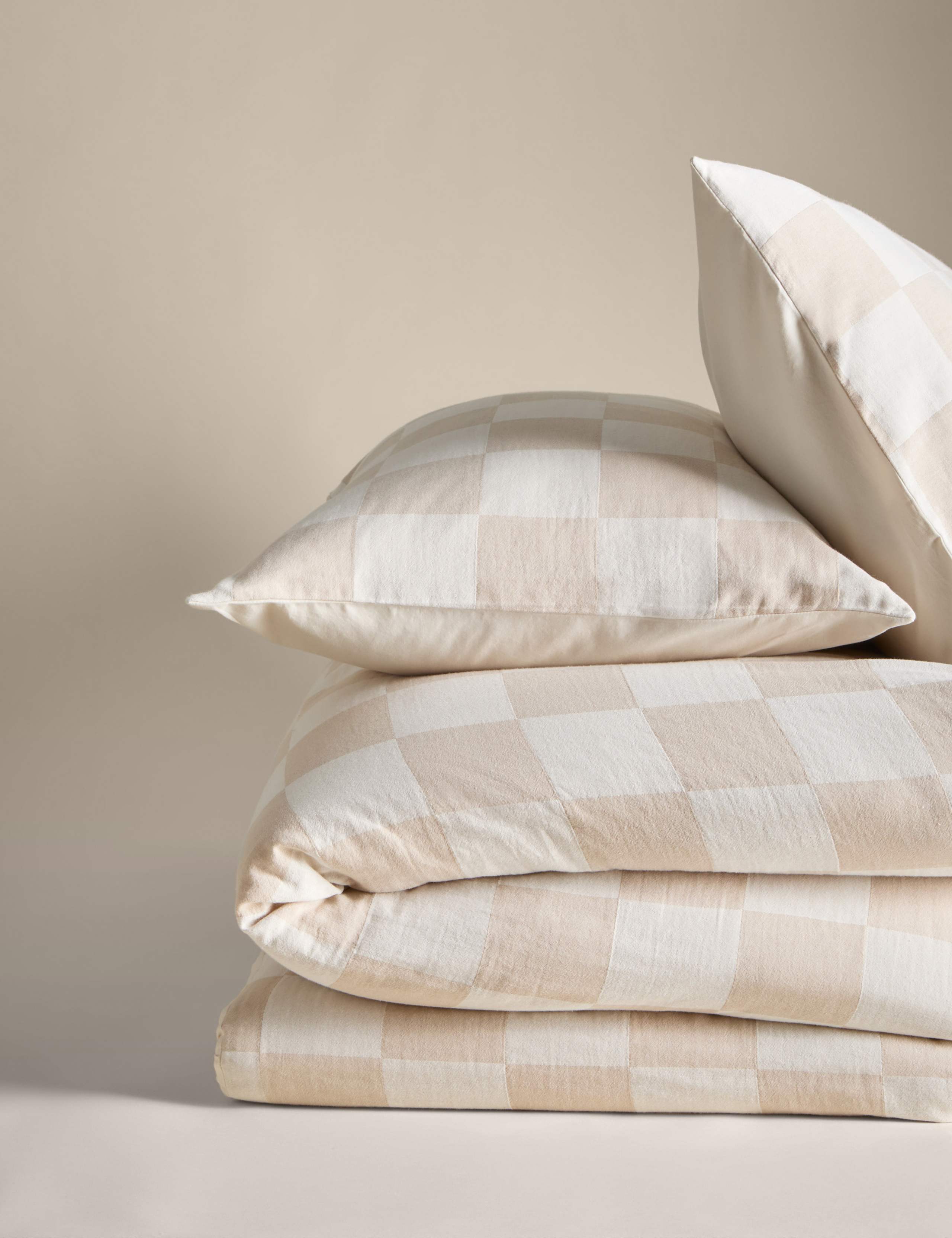 Pure Cotton Checked Bedding Set 2 of 8