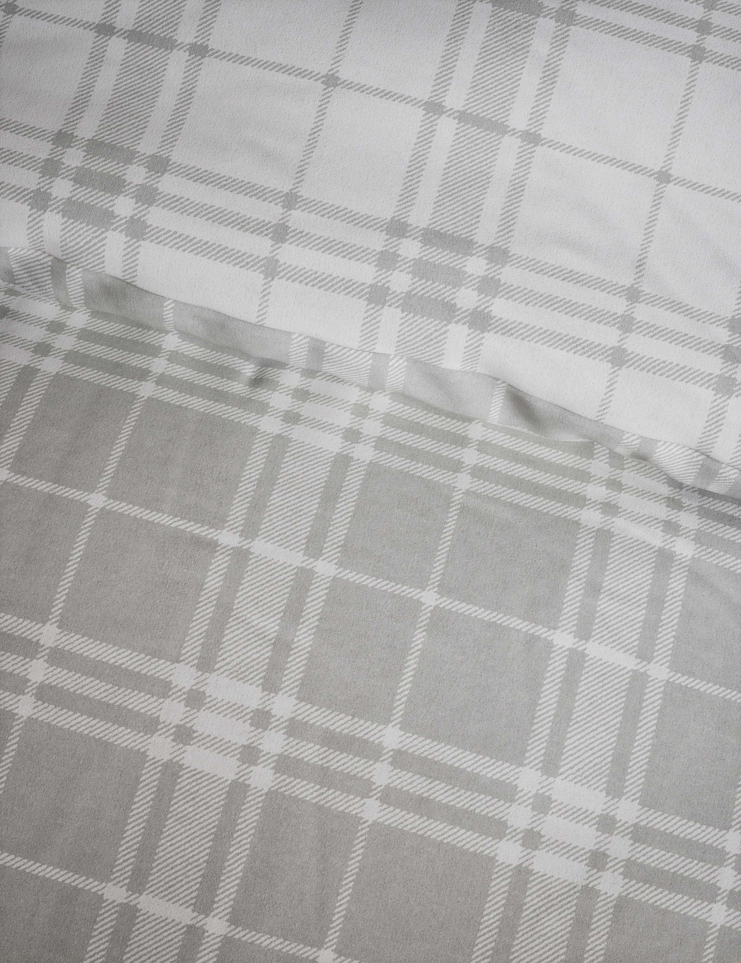 Pure Brushed Cotton Checked Bedding Set 4 of 6