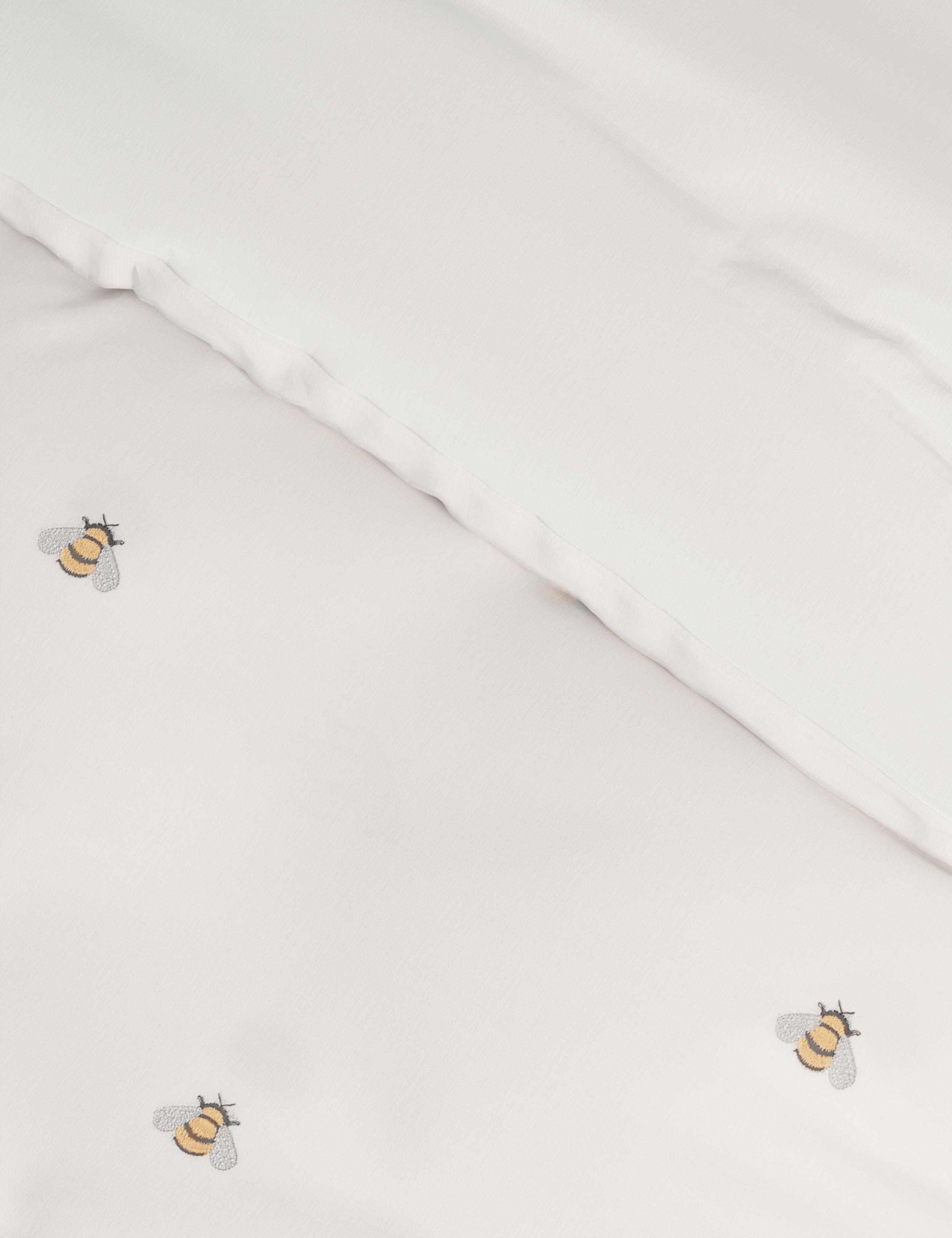 Pure Cotton Bee Embroidered Bedding Set 2 of 4