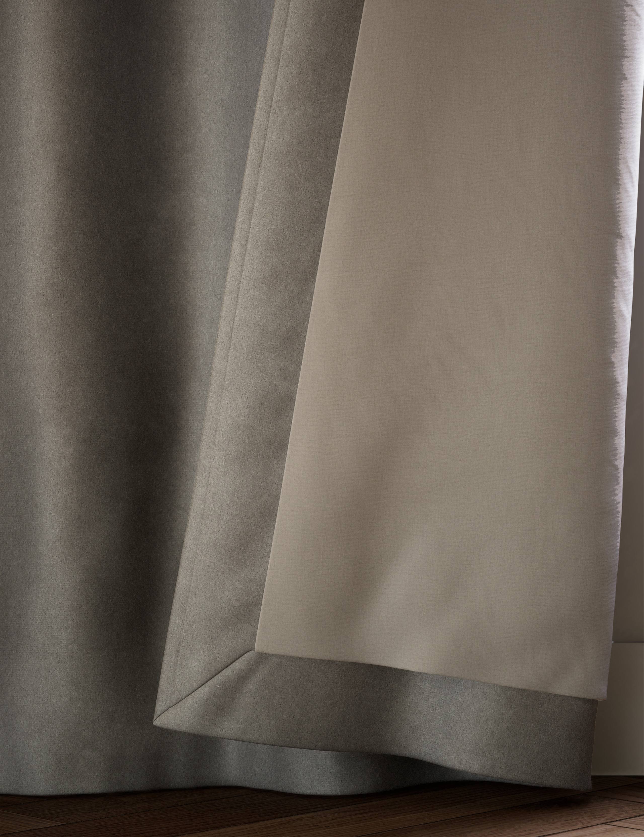 Velvet Pencil Pleat Ultra Thermal Curtains 5 of 5