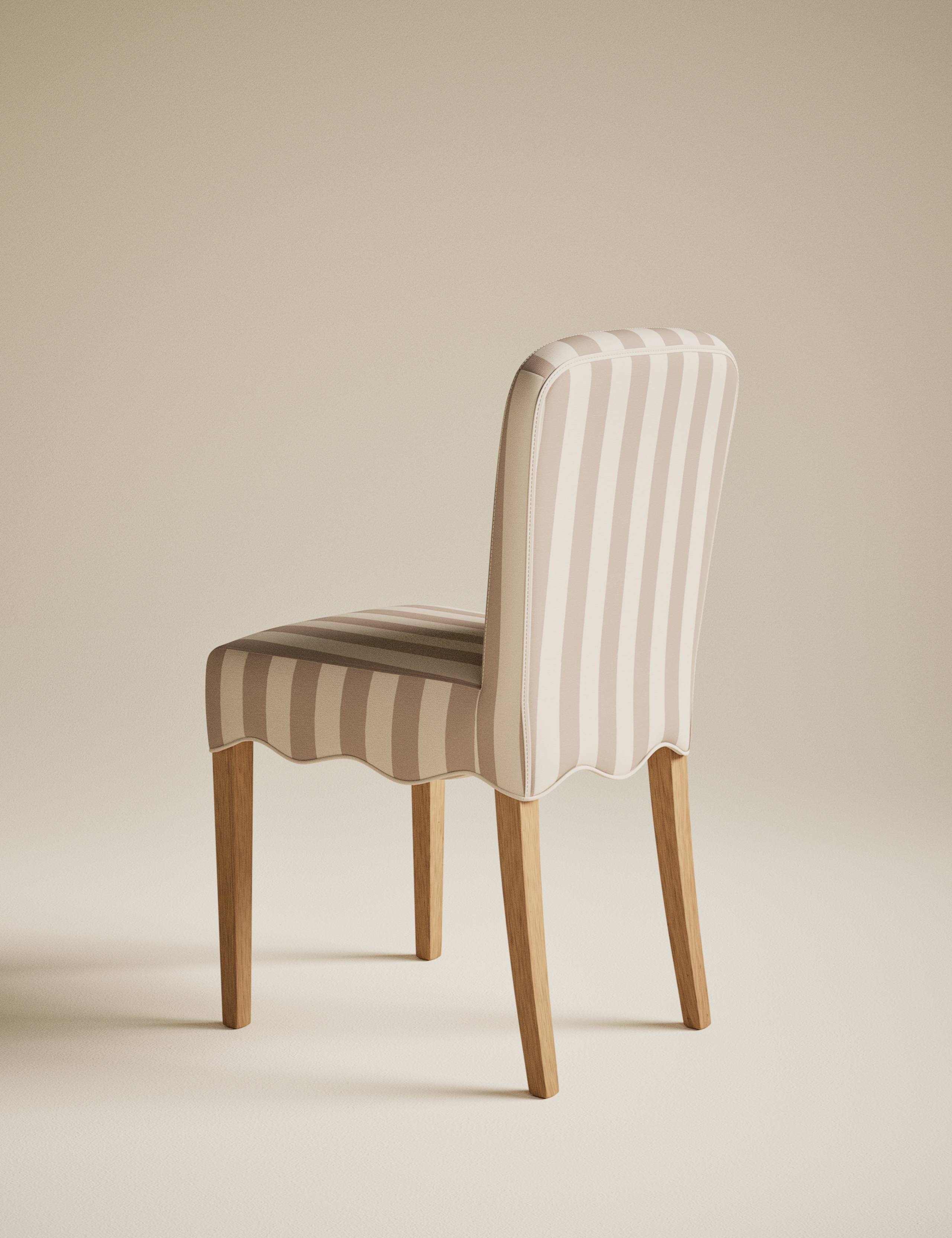 Set of 2 Striped Scallop Dining Chairs 4 of 9