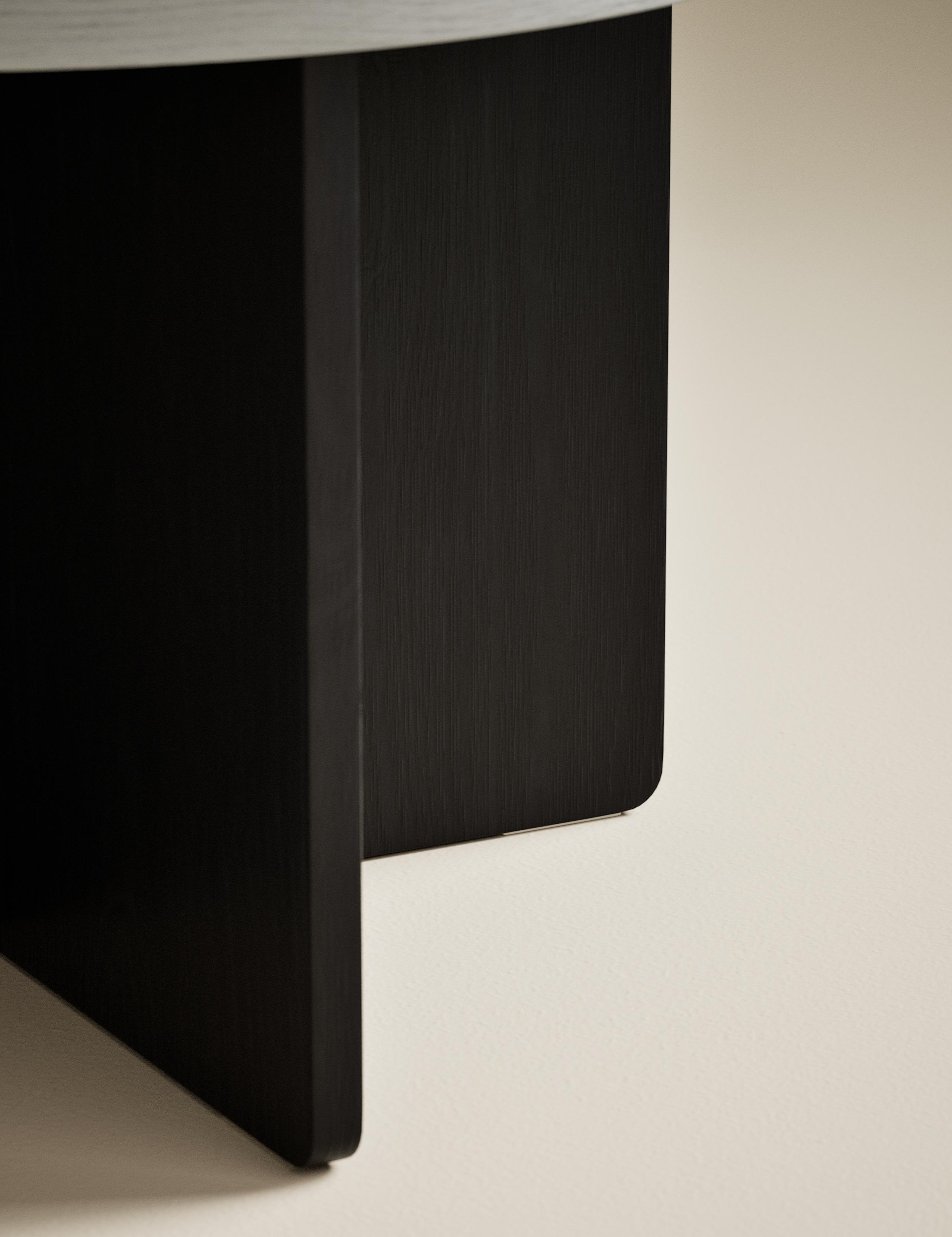 Nesting Coffee Tables 4 of 7