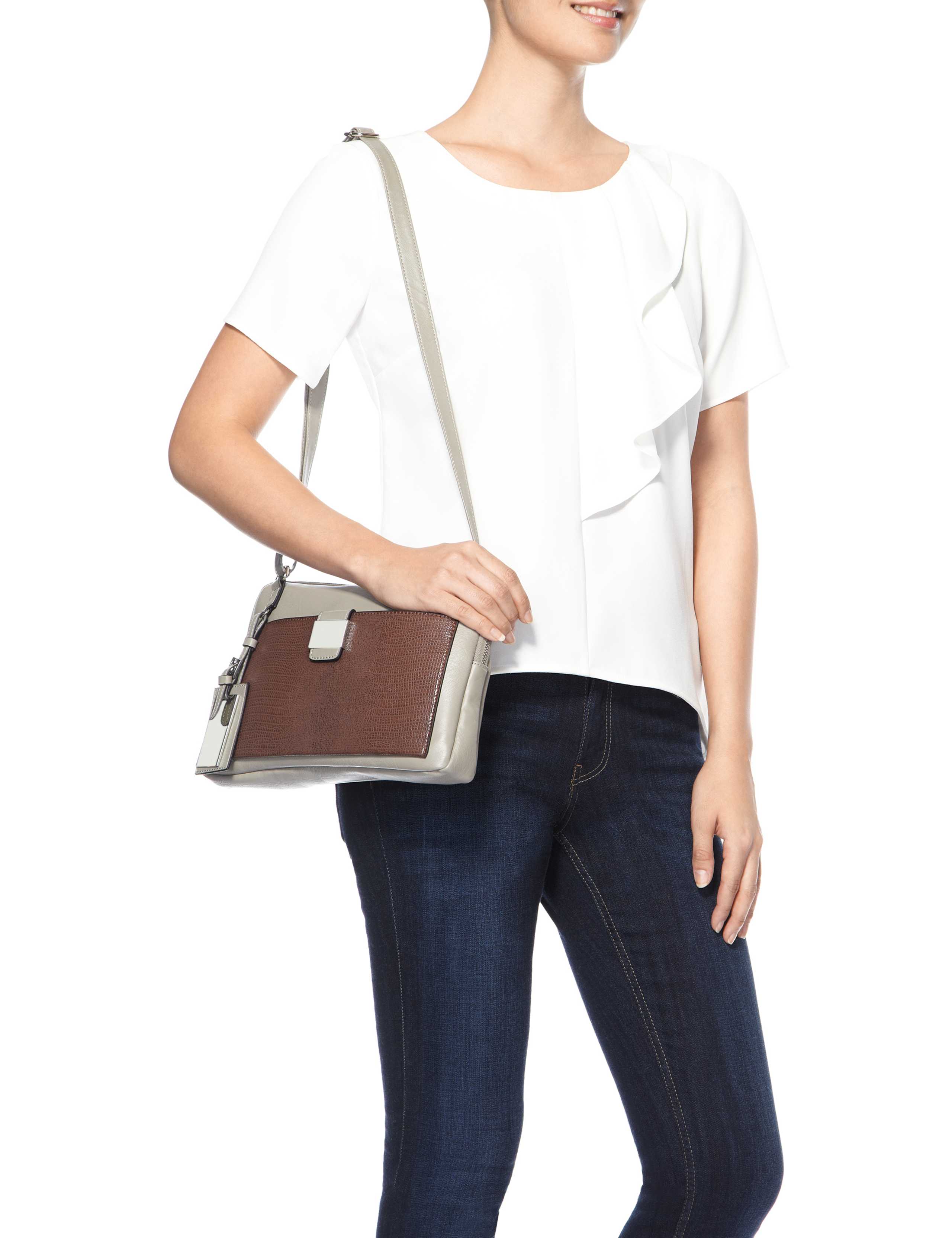 Pocket Shoulder Bag 2 of 5