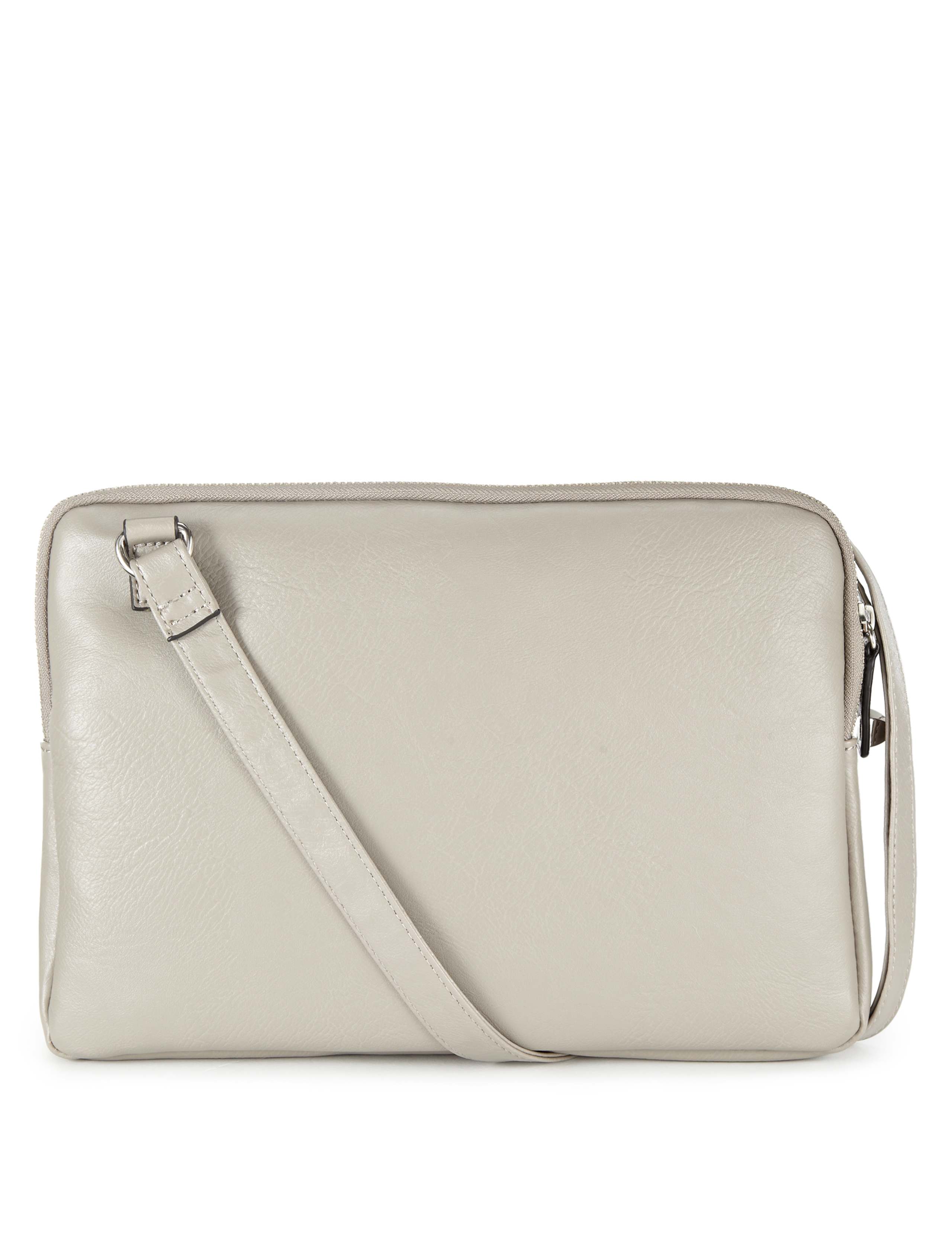 Pocket Shoulder Bag 4 of 5