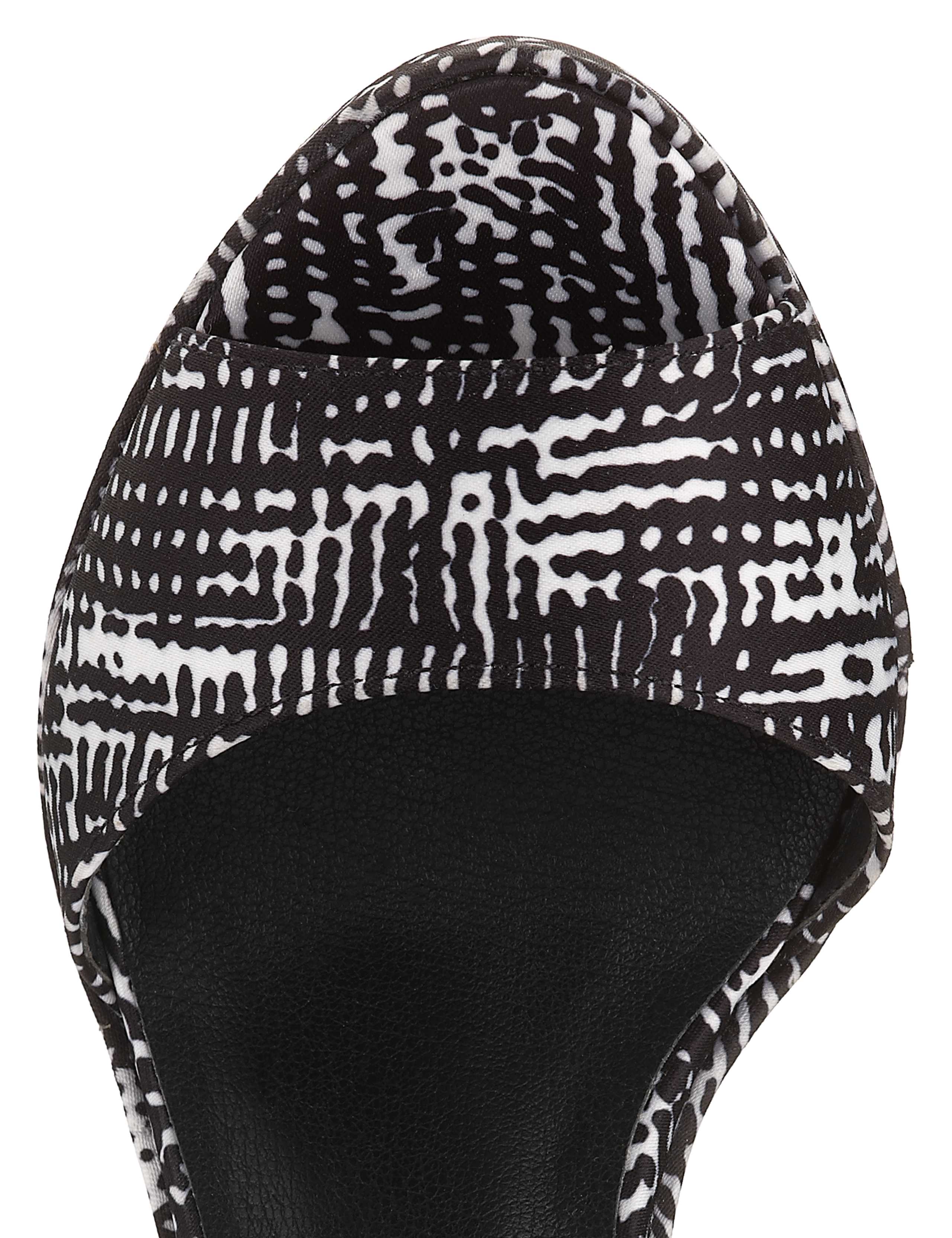 Platform Shoes with Insolia® 4 of 4