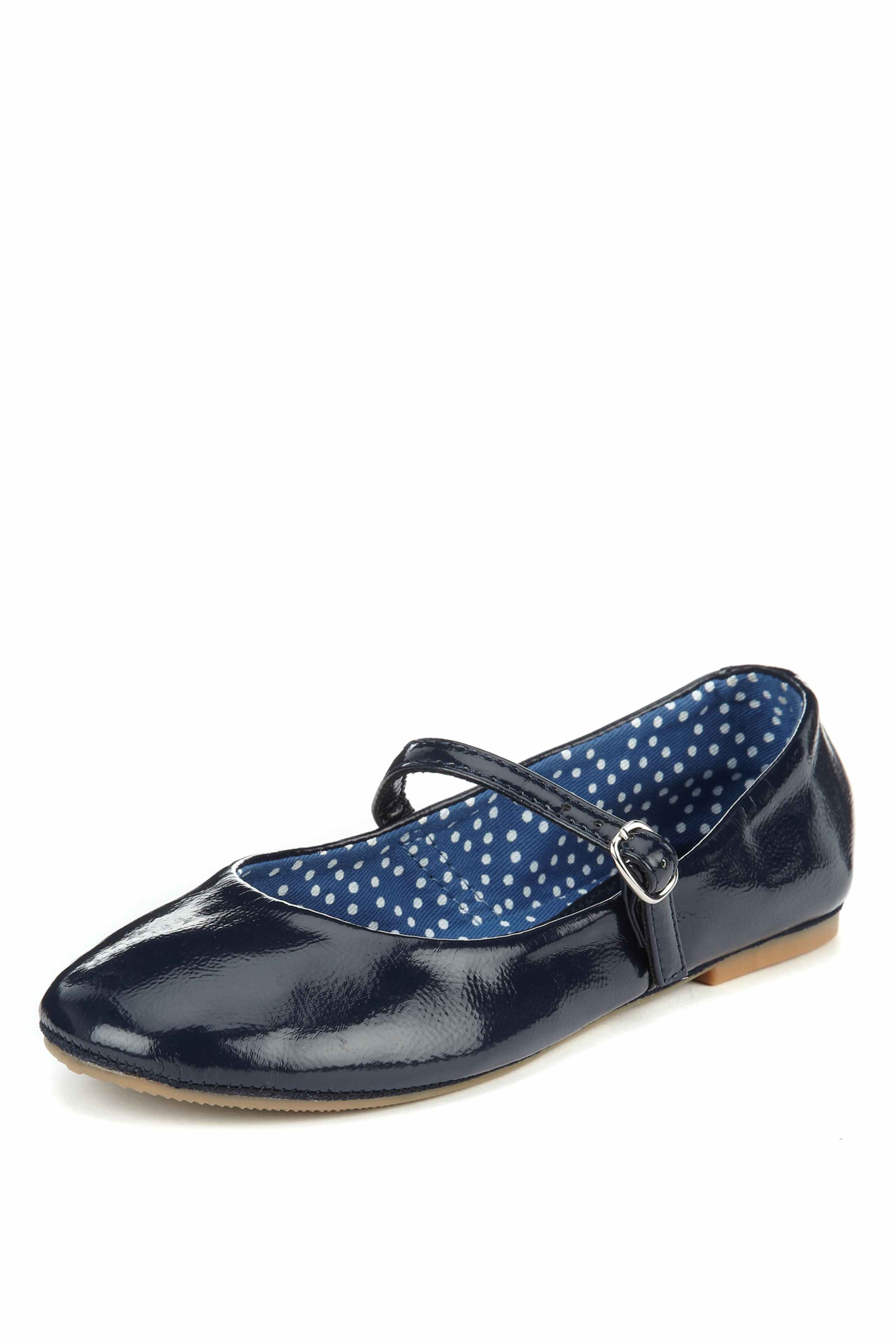 Plain Pump Shoes 1 of 1