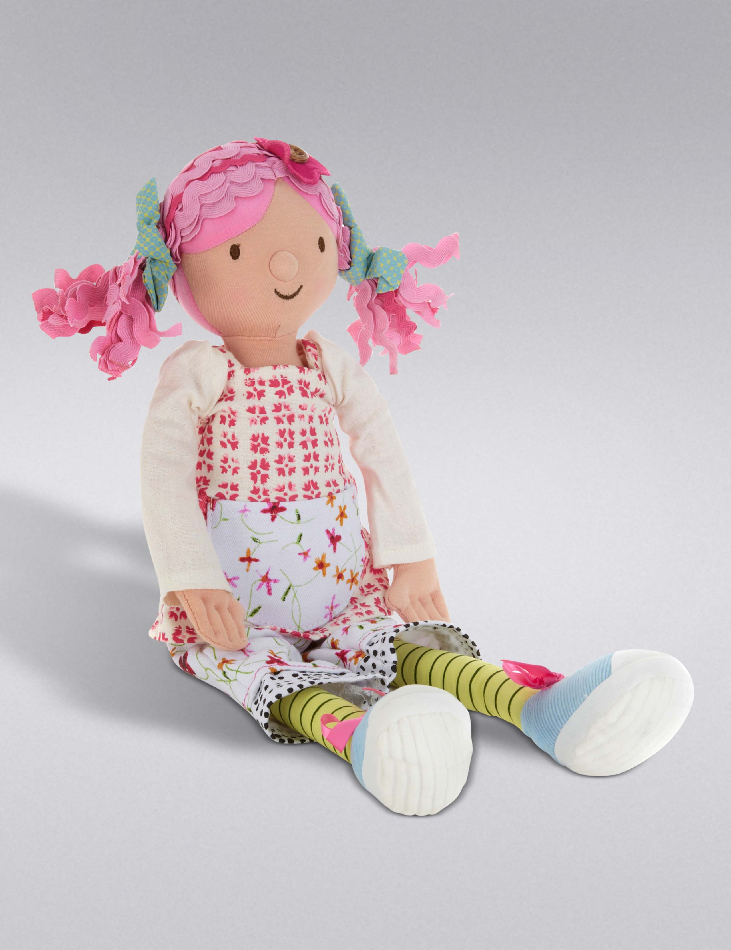 Emily Button™ Medium Rag Doll Soft Toy (45cm) 2 of 6