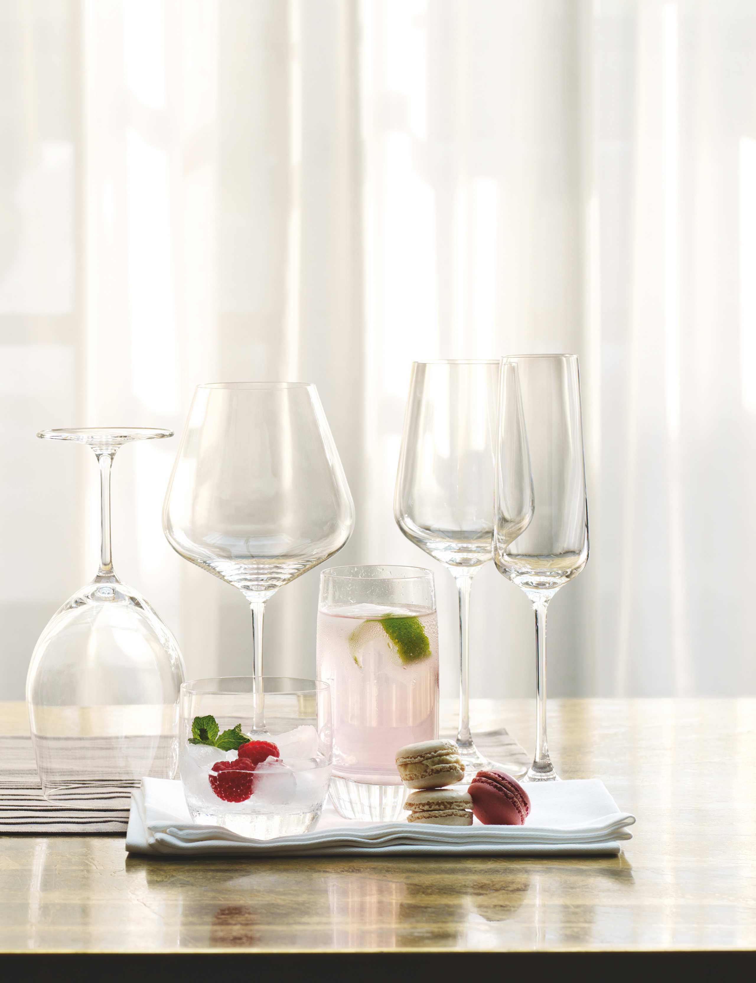 Set of 4 Nova Champagne Glasses 3 of 3