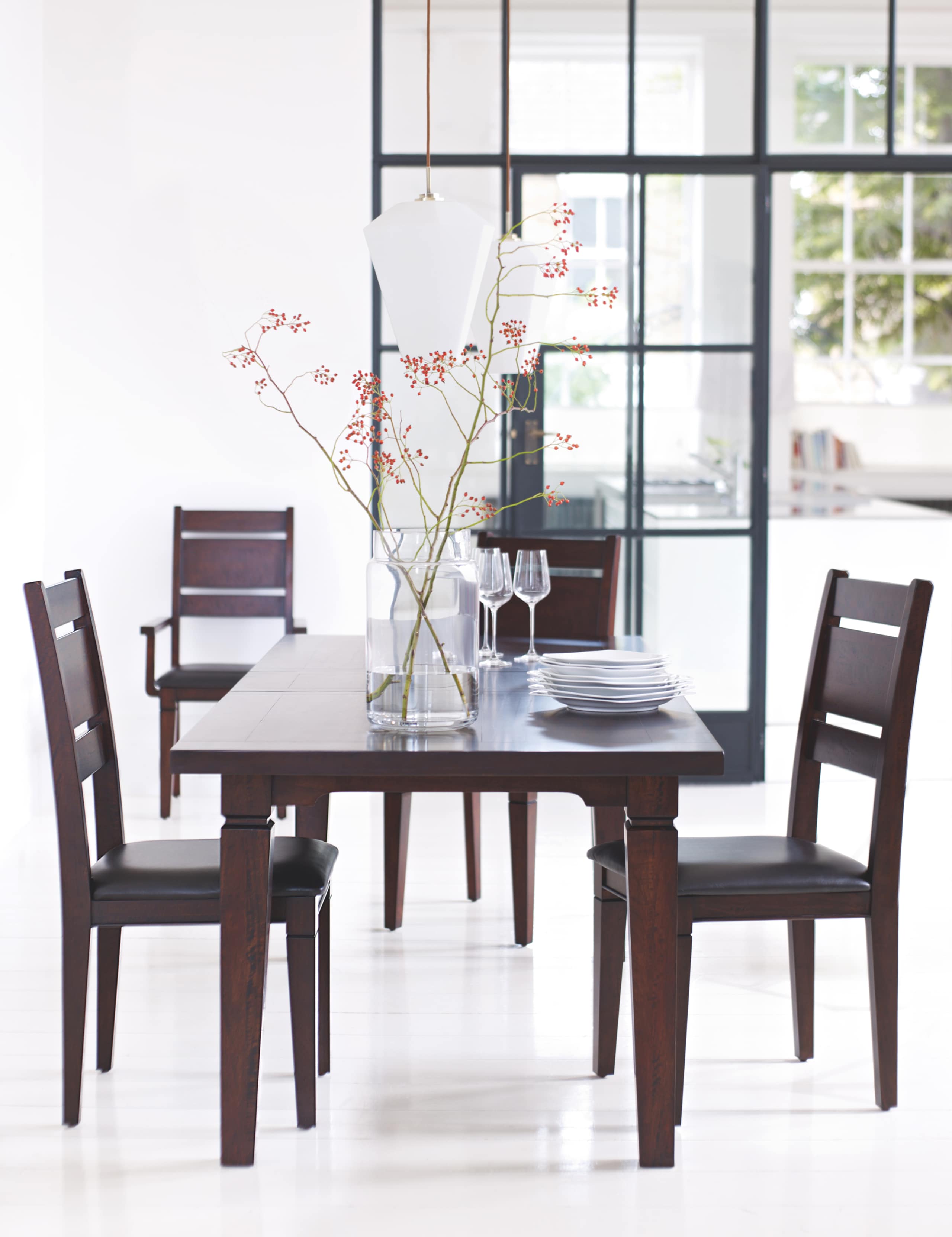 Alexa Extending Dining Table 7 of 7