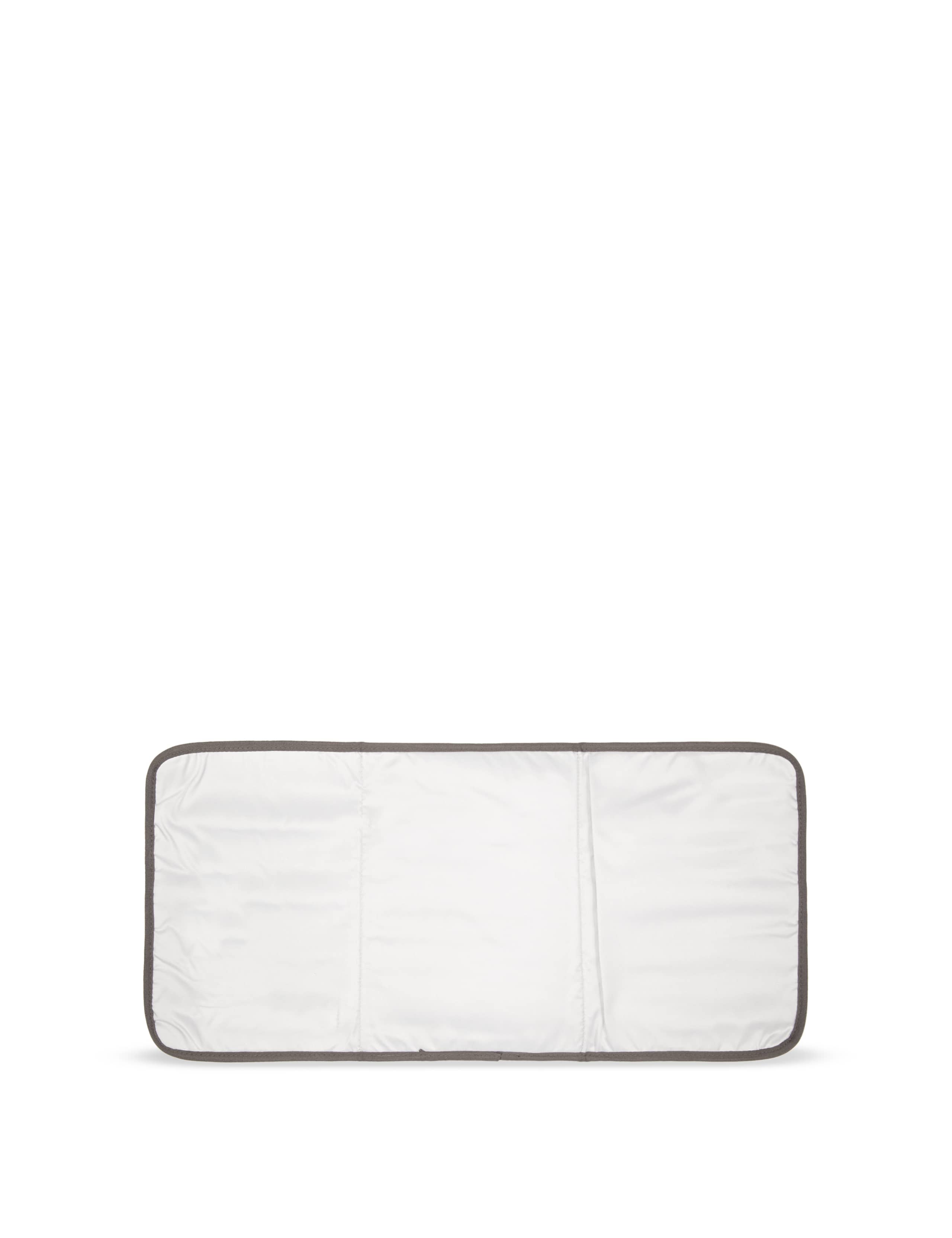 Forma Travel Bag 8 of 8