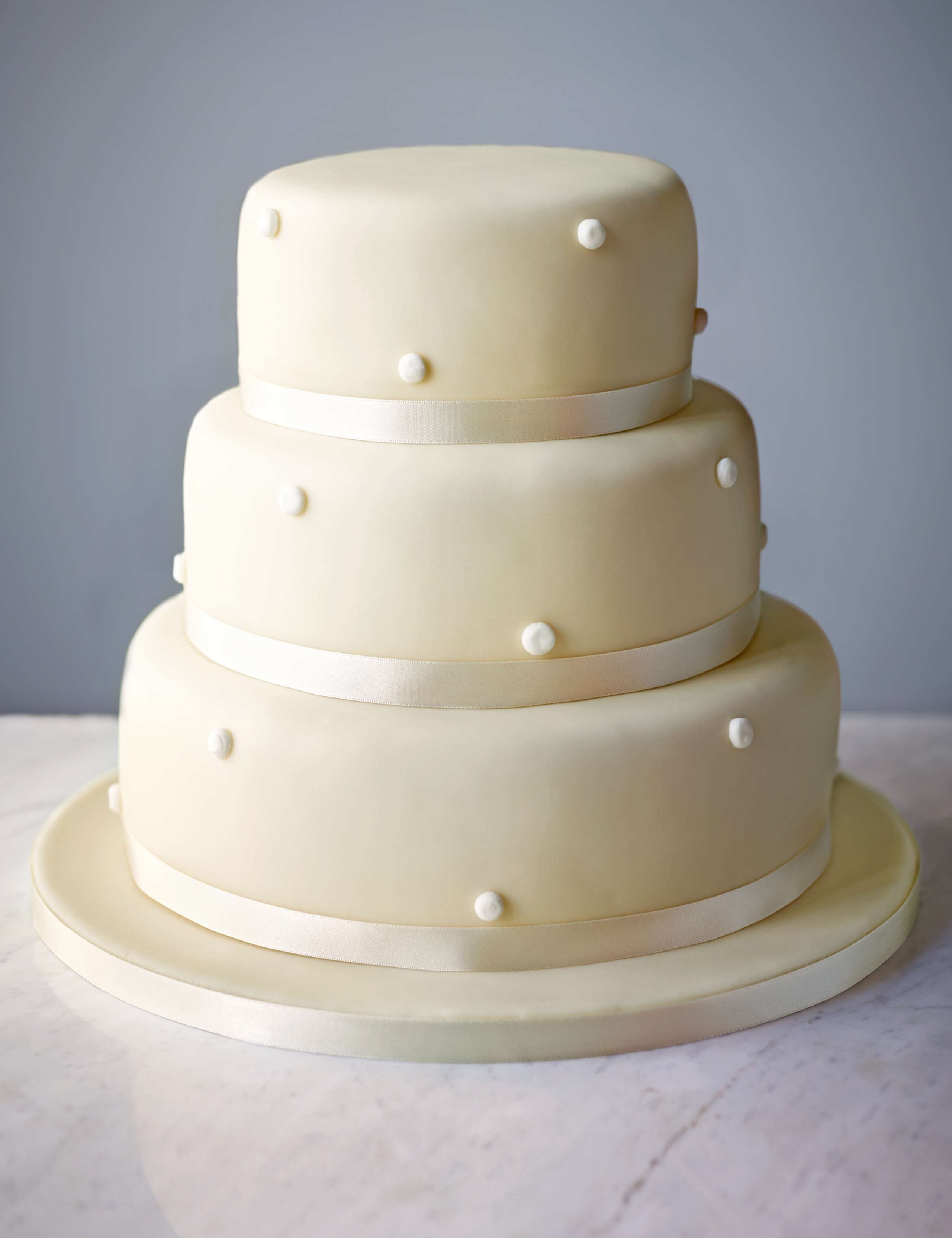 Romantic Pearl Wedding Cake with Ivory Icing - Chocolate (Serves 140) Last order date 26th March 2 of 6