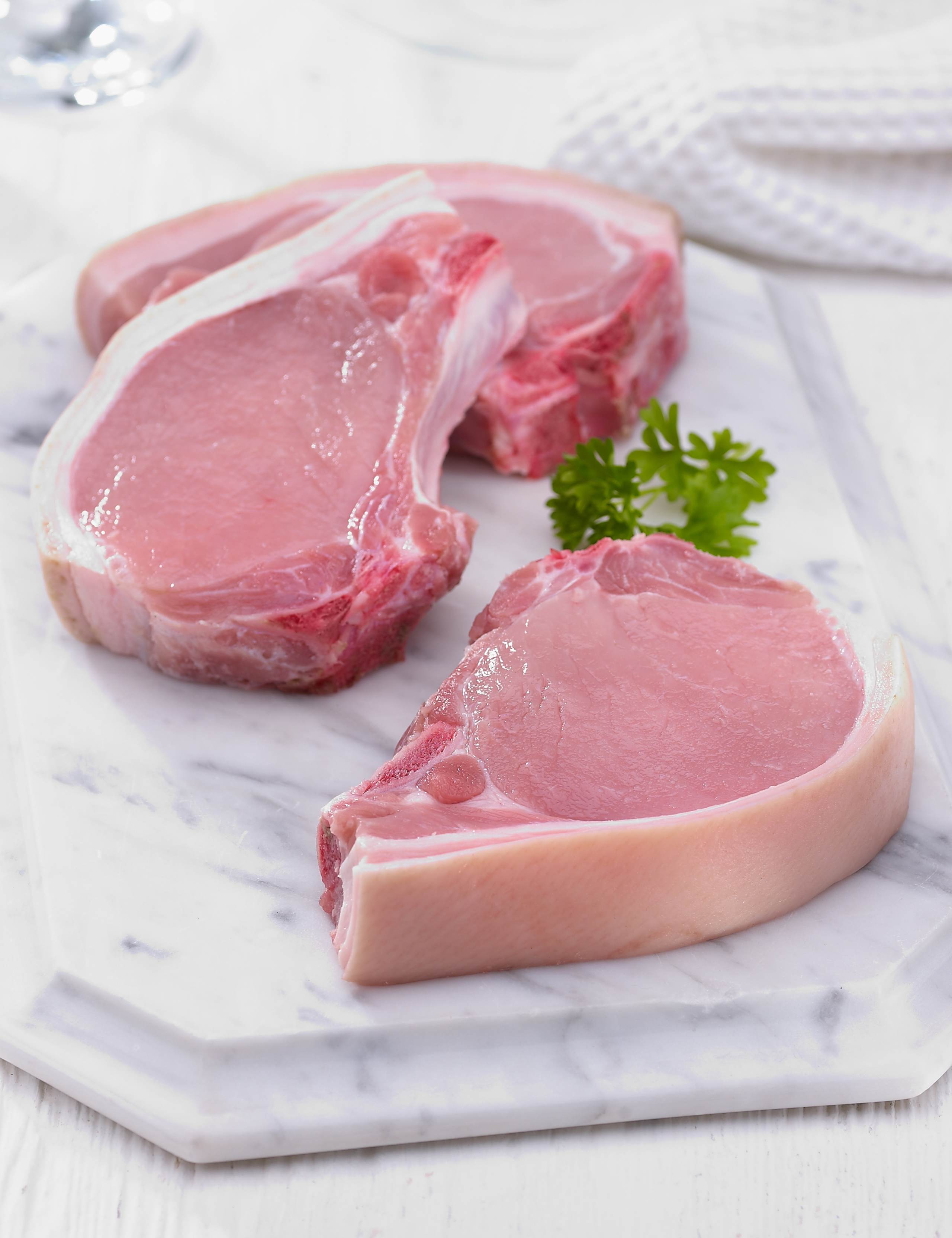 Gloucester Old Spot Thick Cut Pork Chops 2 of 2