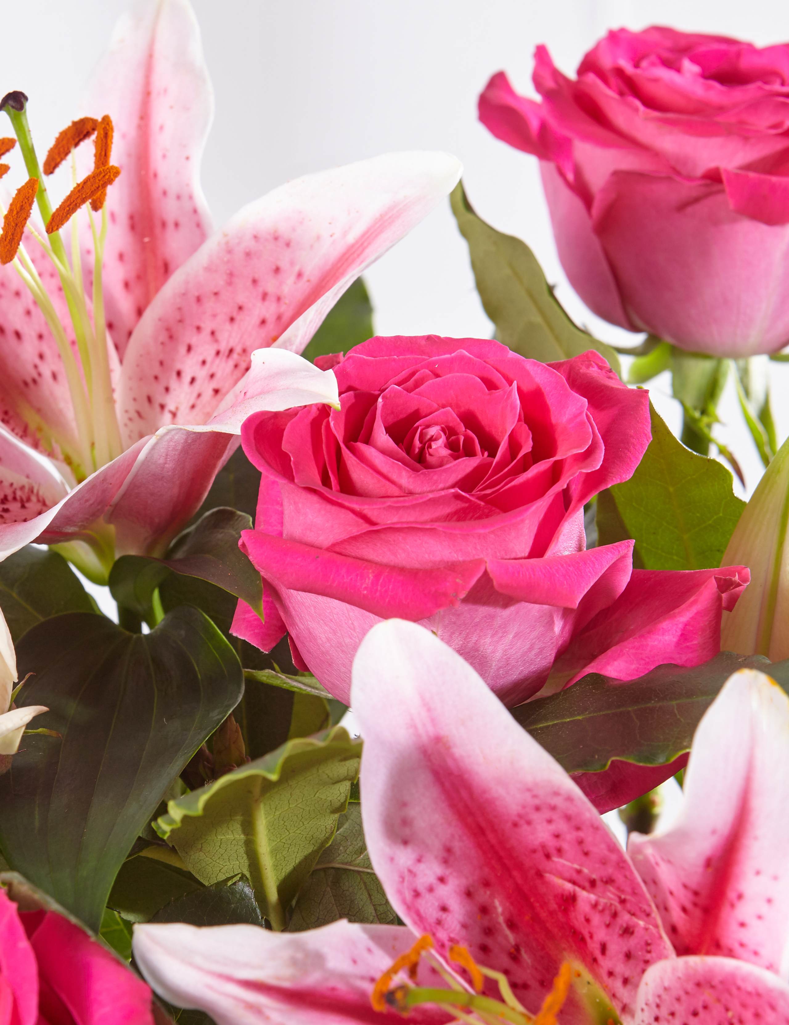 Classic Rose & Lily 5 of 5