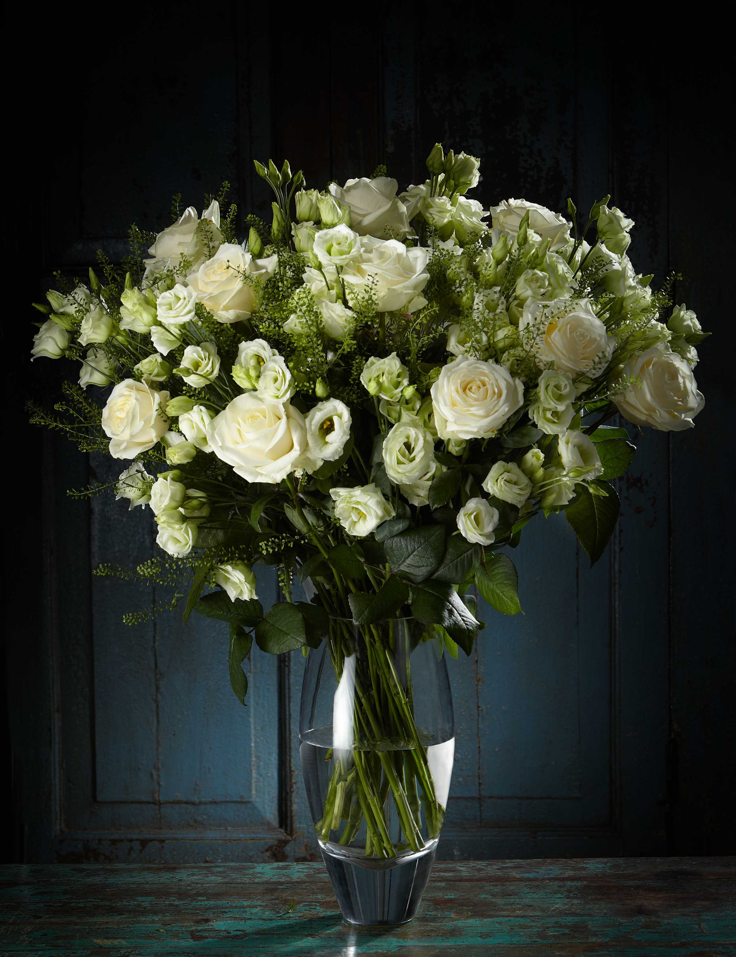 Autograph™ Avalanche™ & Lisianthus Bouquet 1 of 2