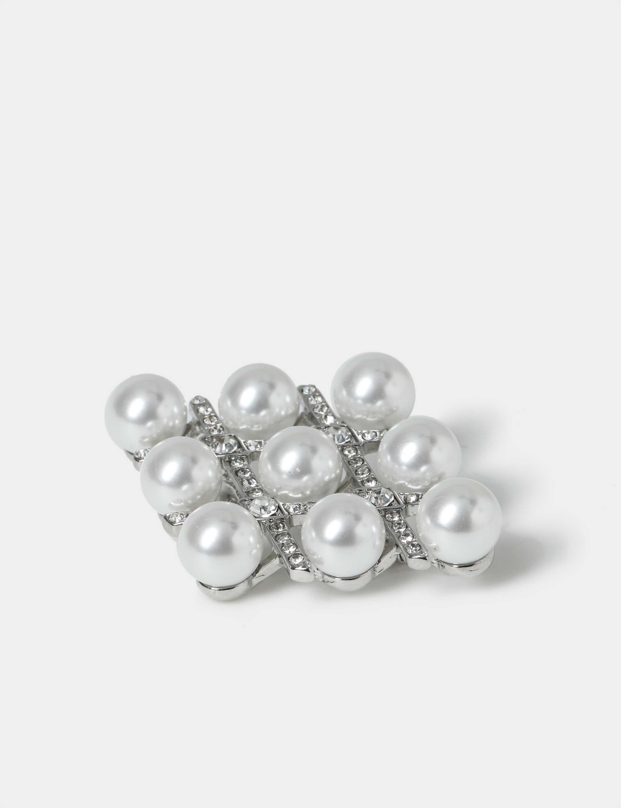 Pearl Effect Diamond Shape Brooch 2 of 3