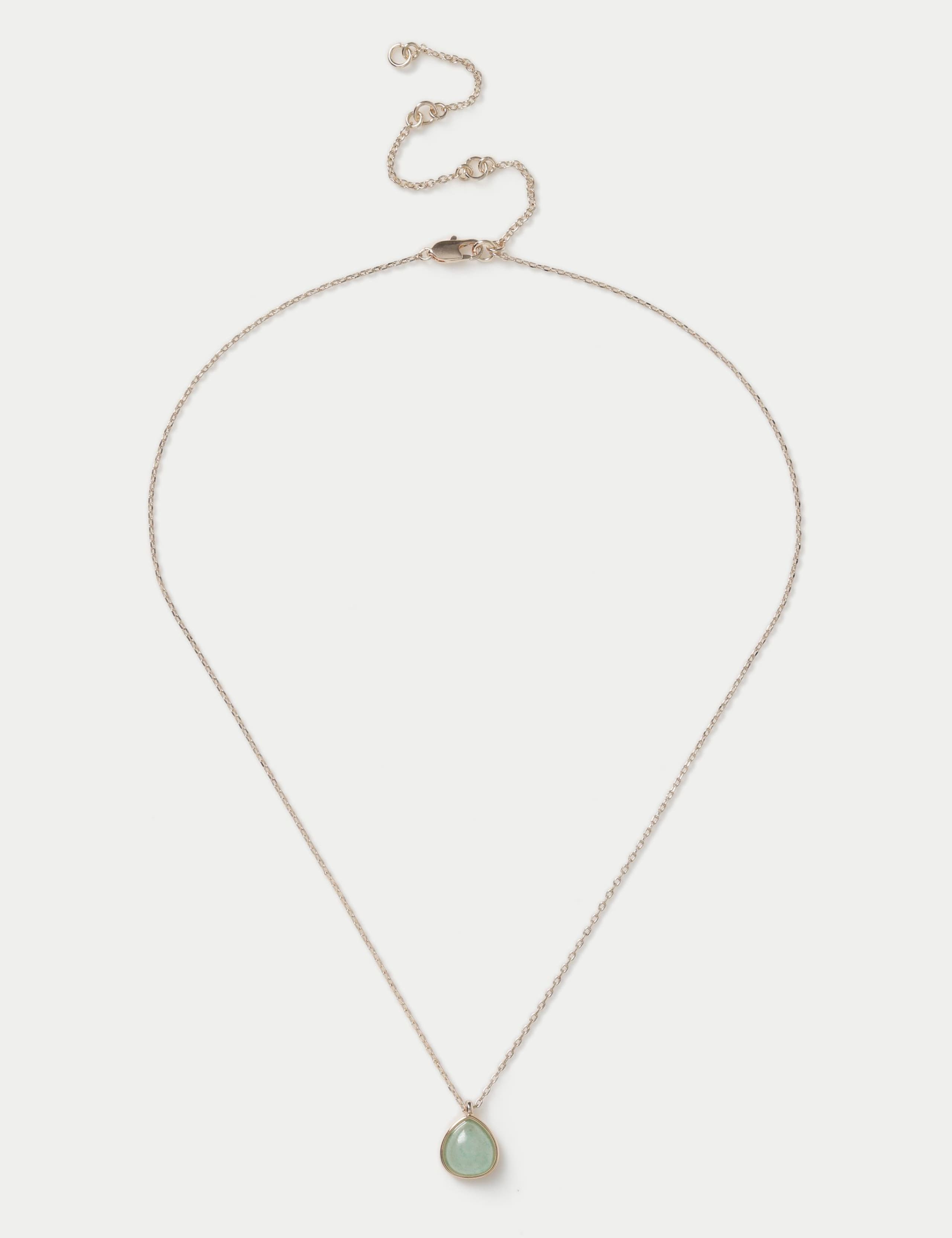 Gifting Natural Stone Necklace 3 of 3