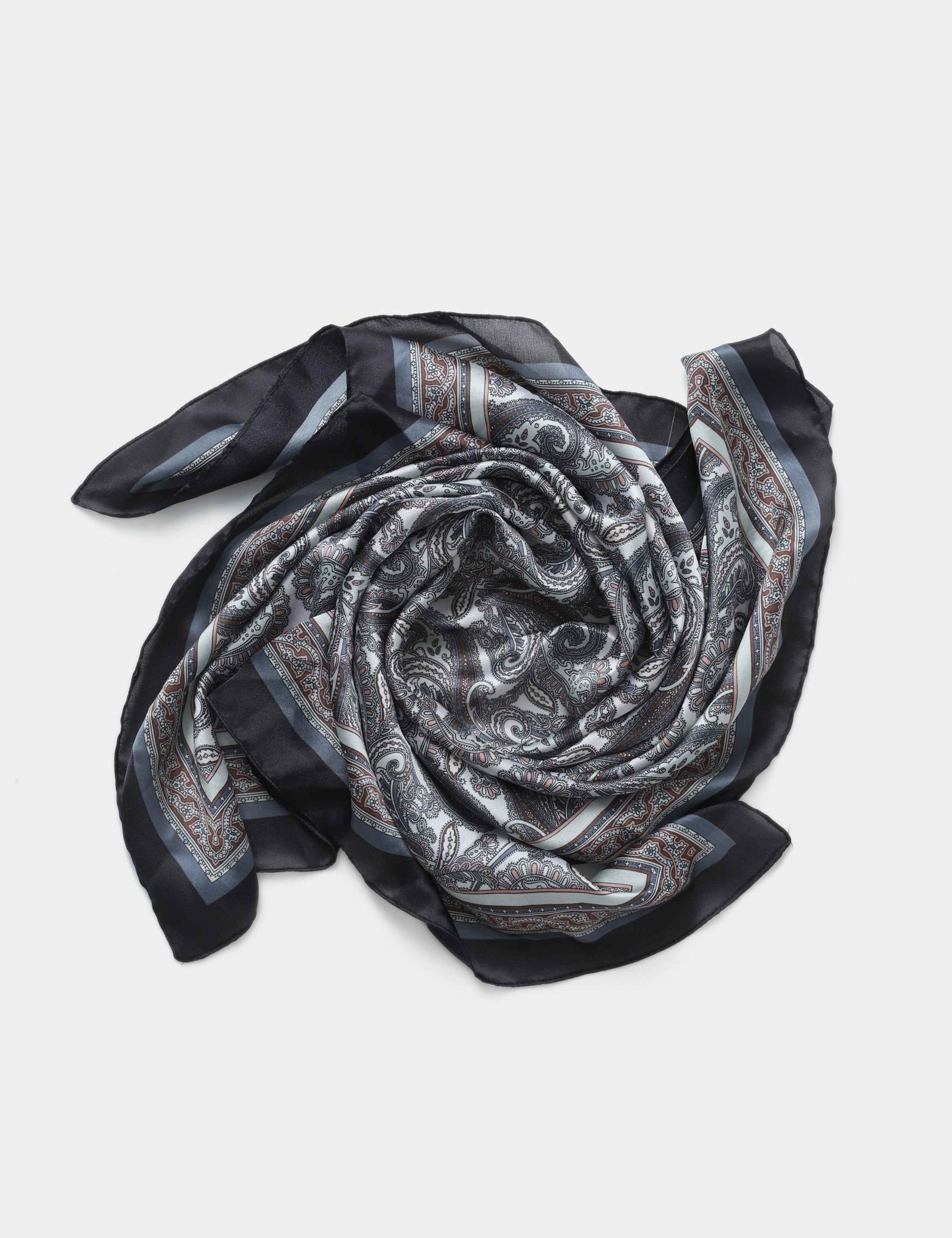 Printed Paisley Blue and White Scarf 2 of 2