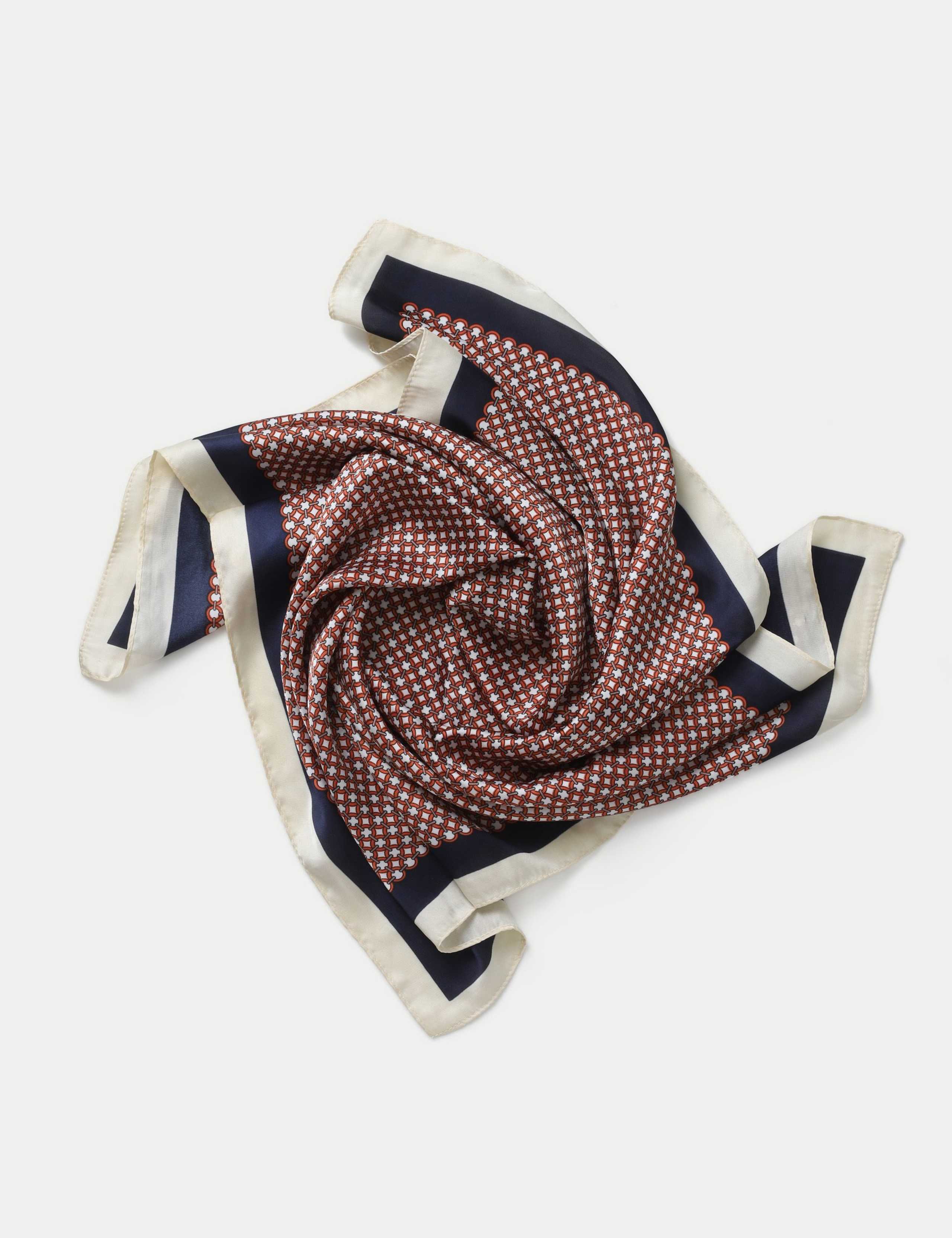 White Detail Edge Scarf 2 of 2