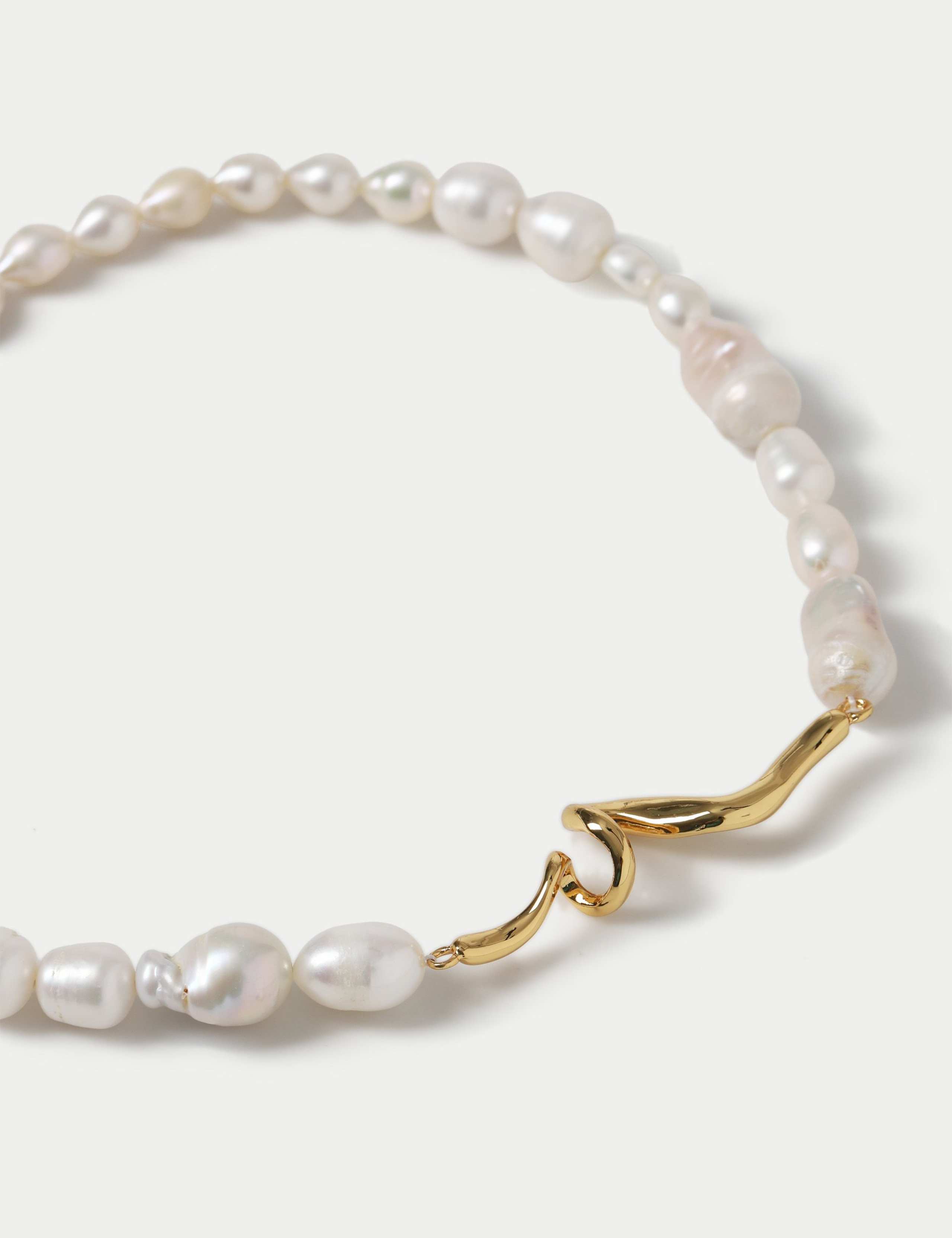 18k Gold Plated Twist Necklace 3 of 3