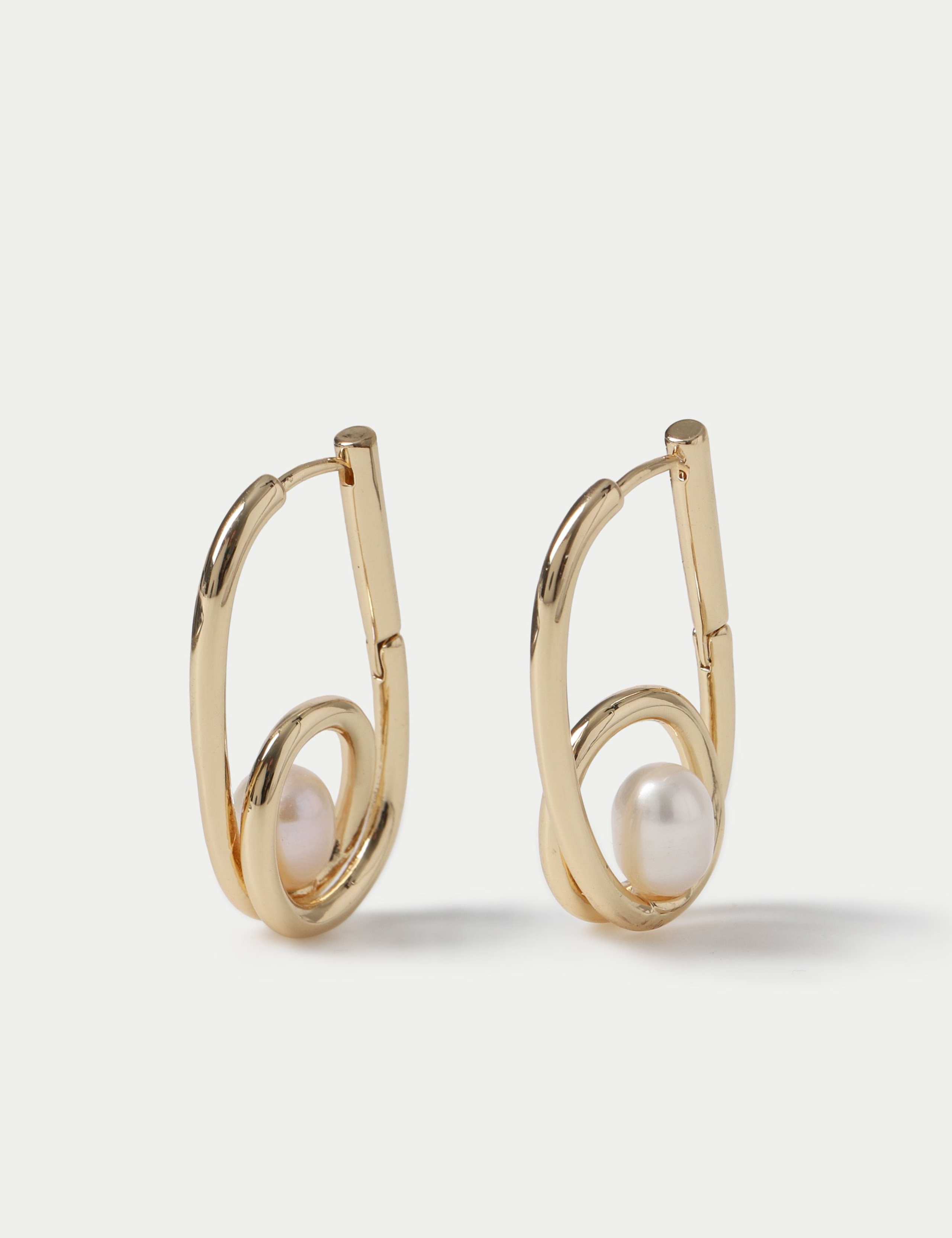 Freshwater Pearl Drop Earrings 1 of 2