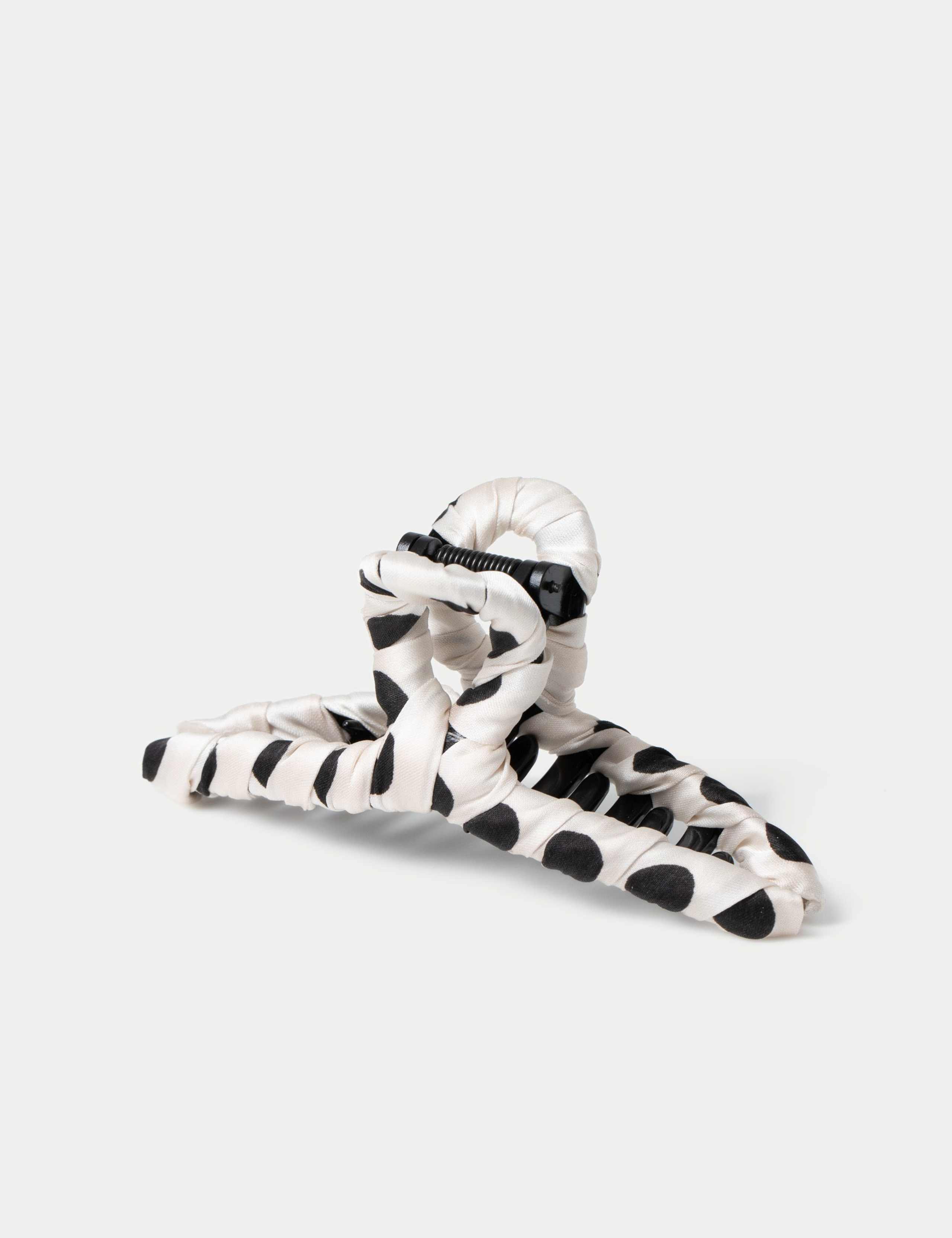 Mono Wrapped Claw 1 of 2