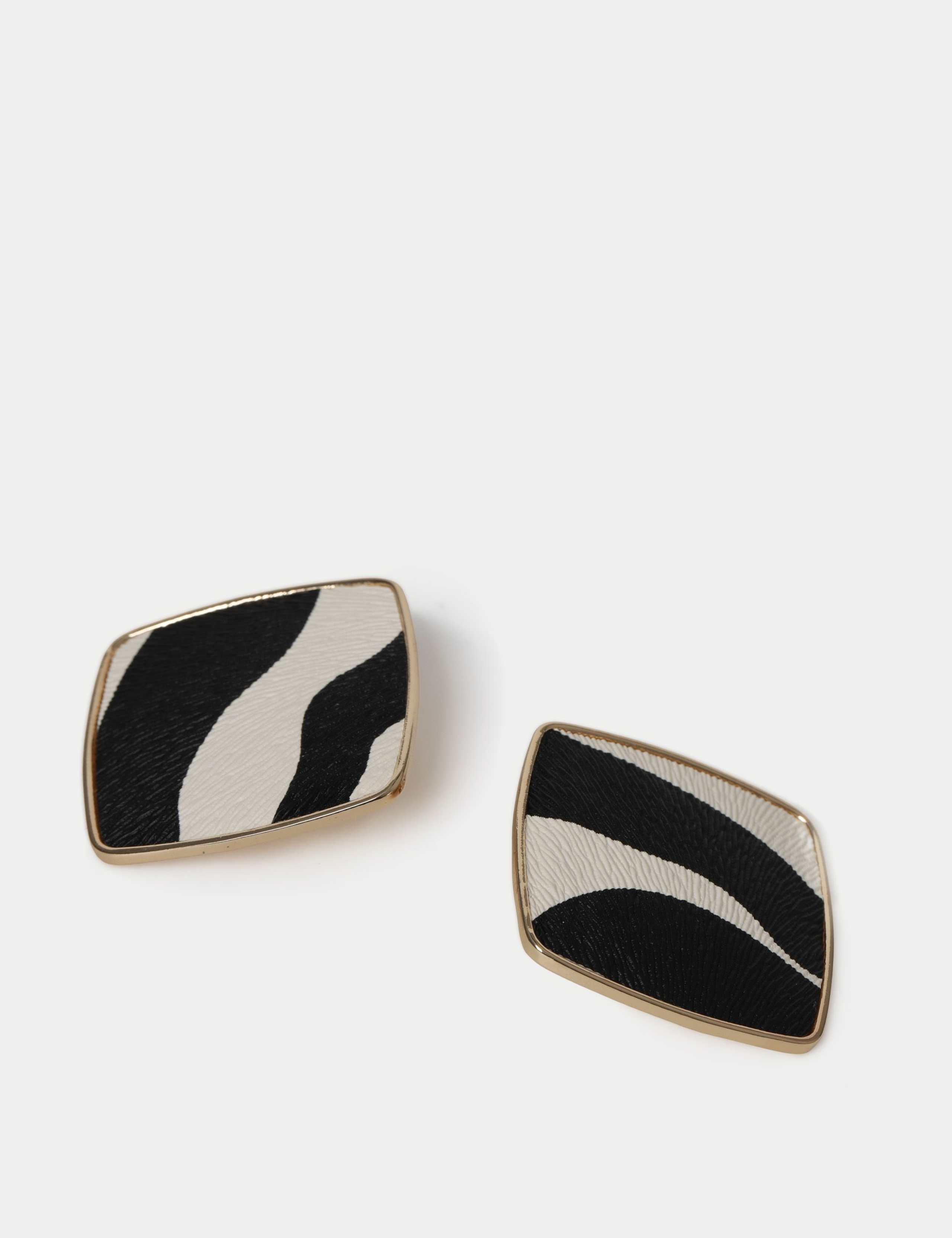 Animal Print Stud Earring 2 of 2