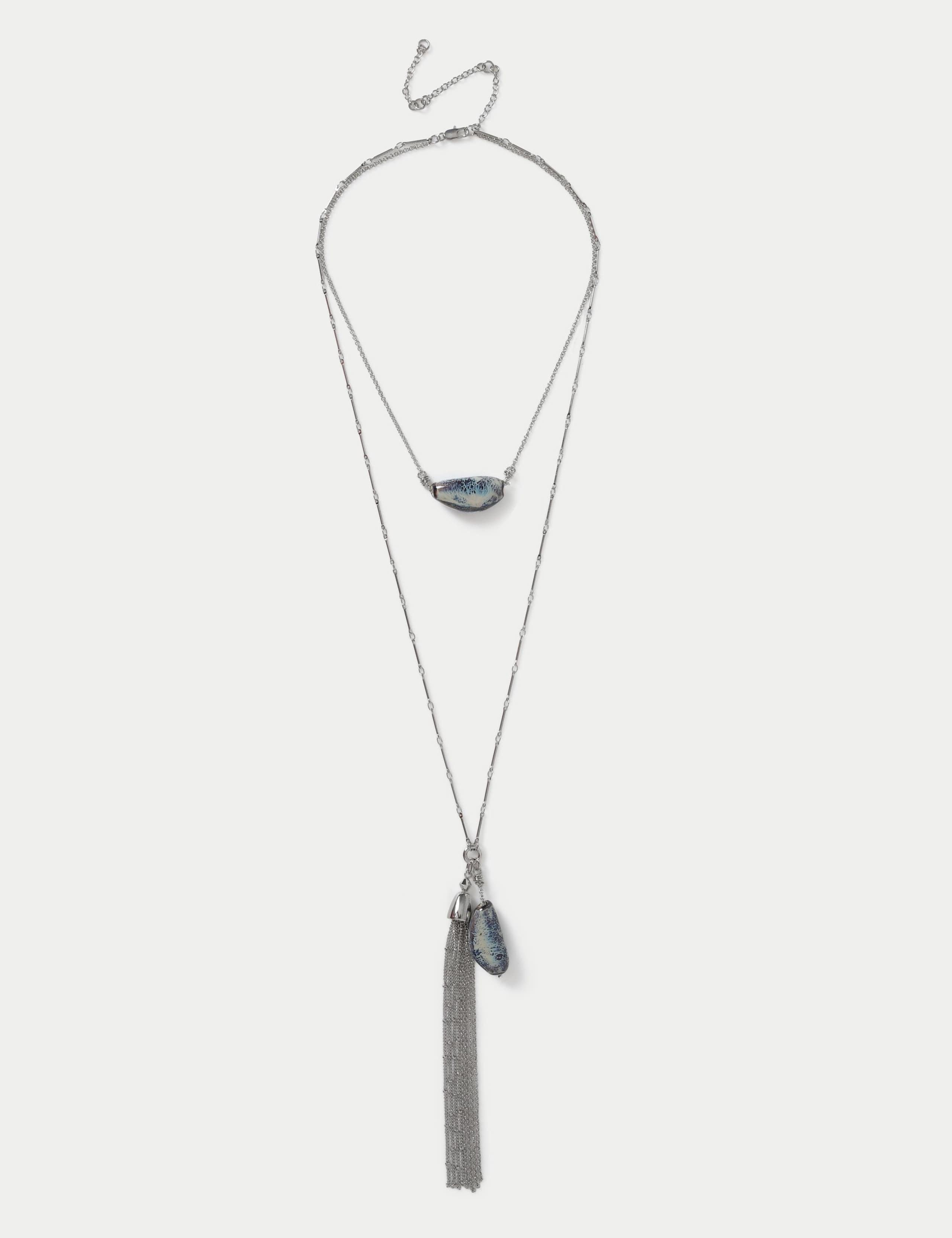 Multirow Long Pendant 1 of 3