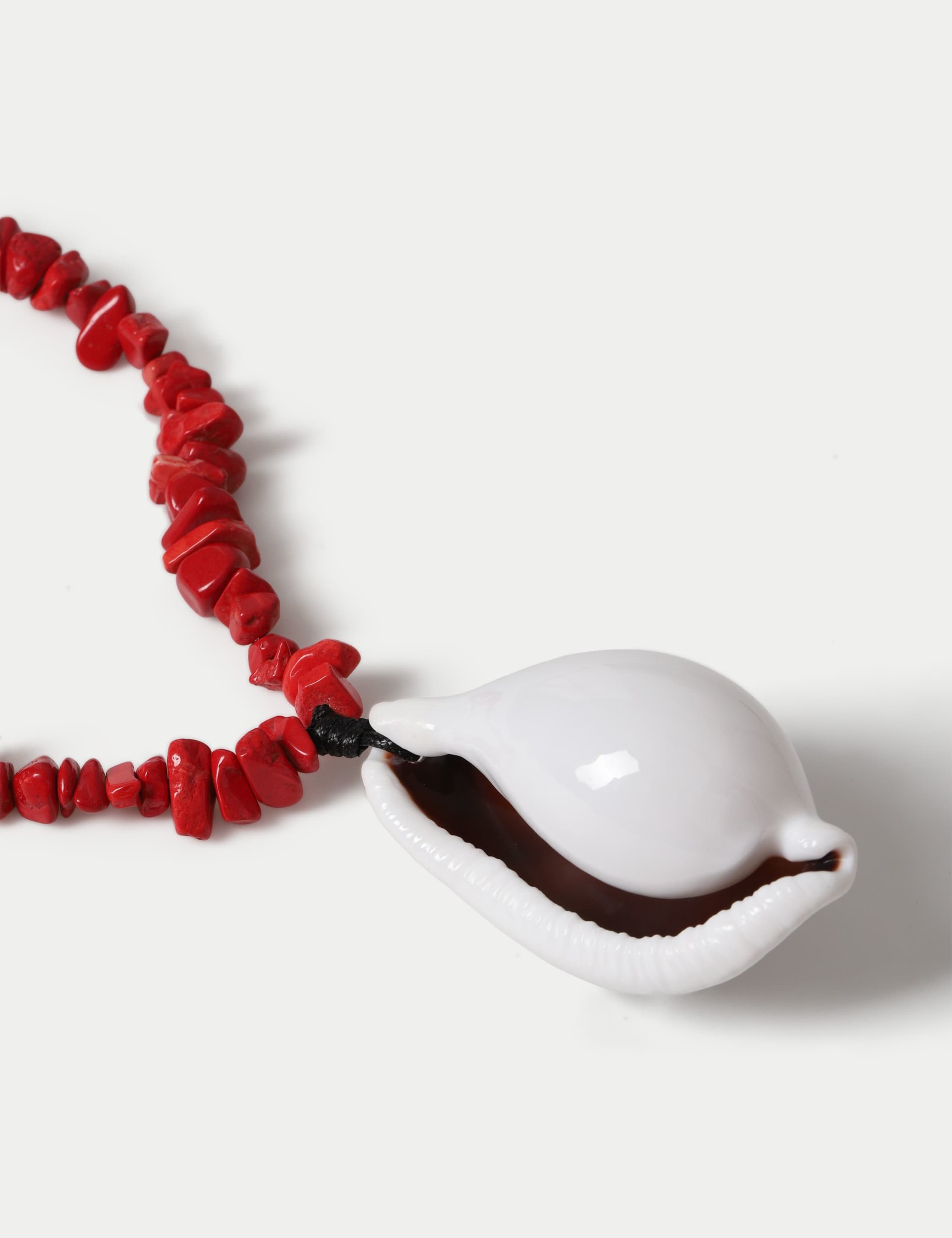 Ceramic Shell Chipping Necklace 2 of 3