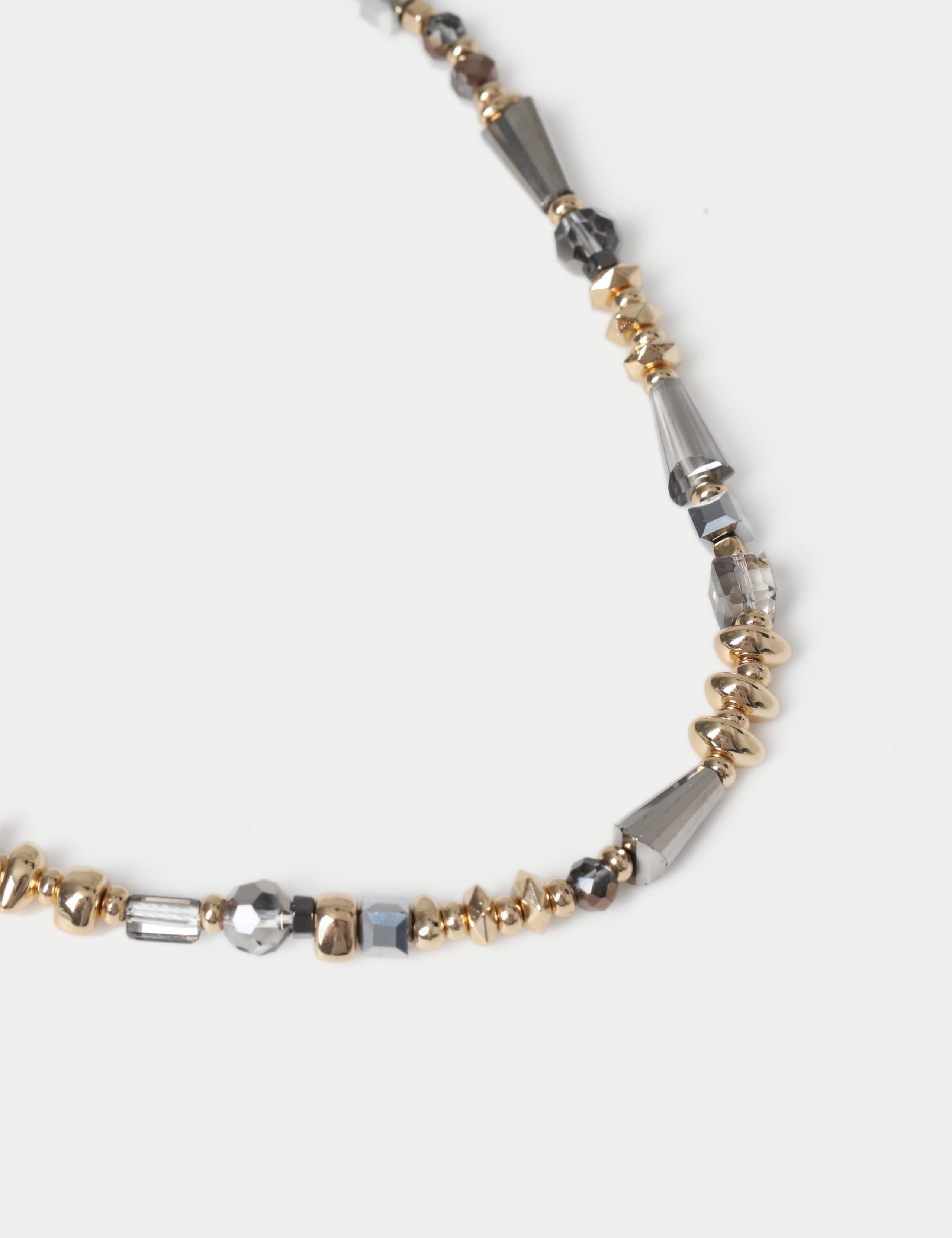 Intricate Beaded Glass Necklace 2 of 2