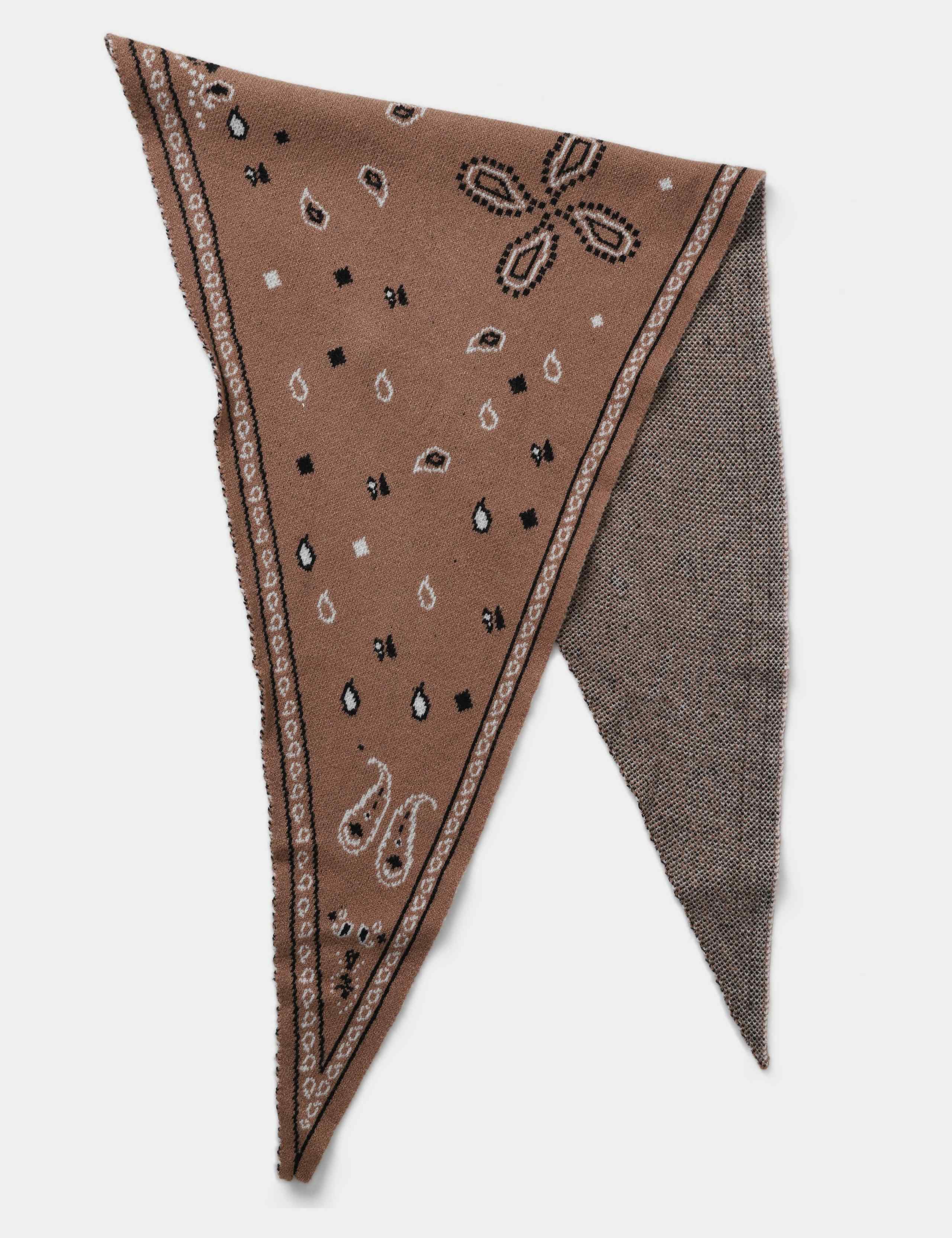 Knitted Paisley Beige Scarf 3 of 3
