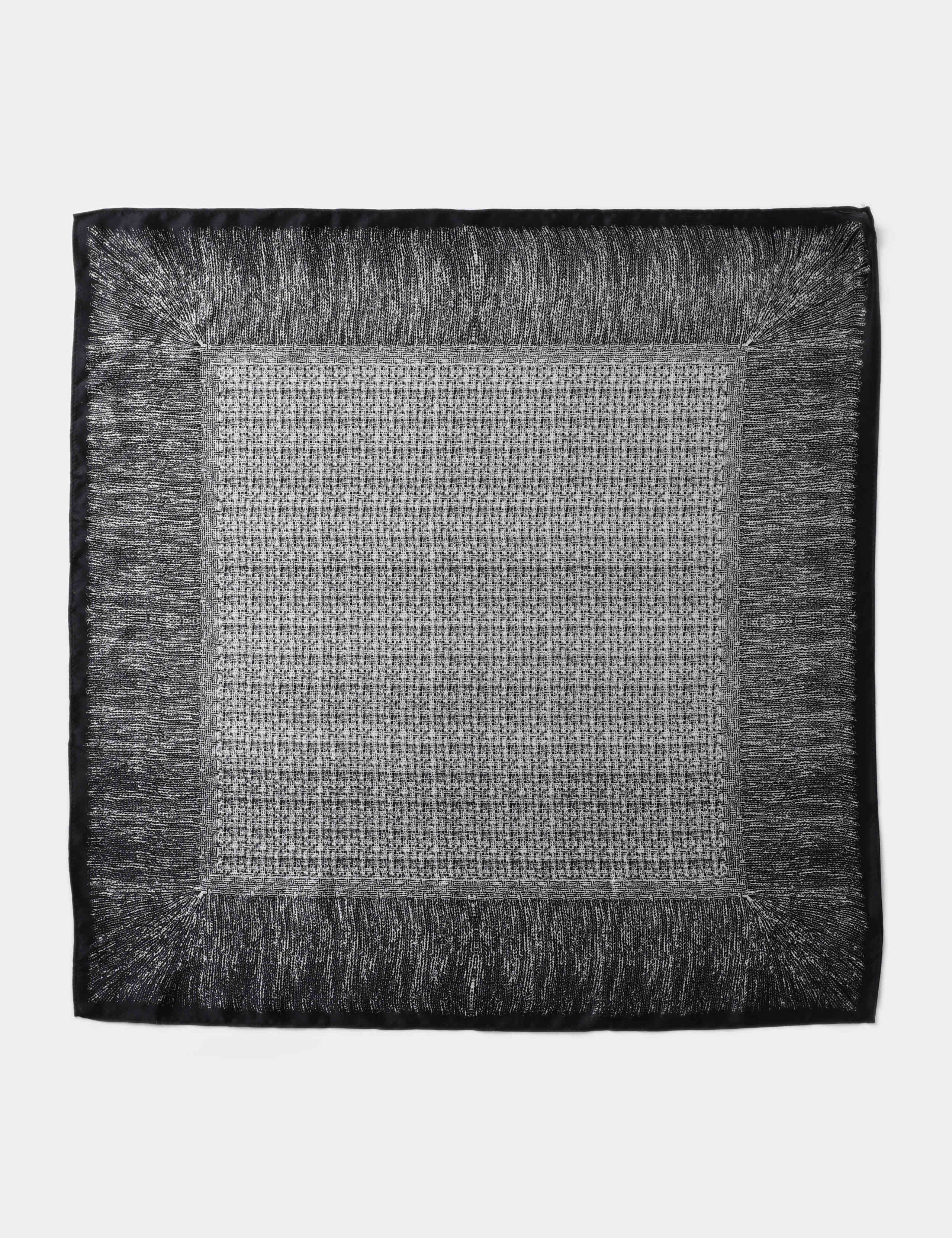 Auto Patterend Scarf 2 of 3