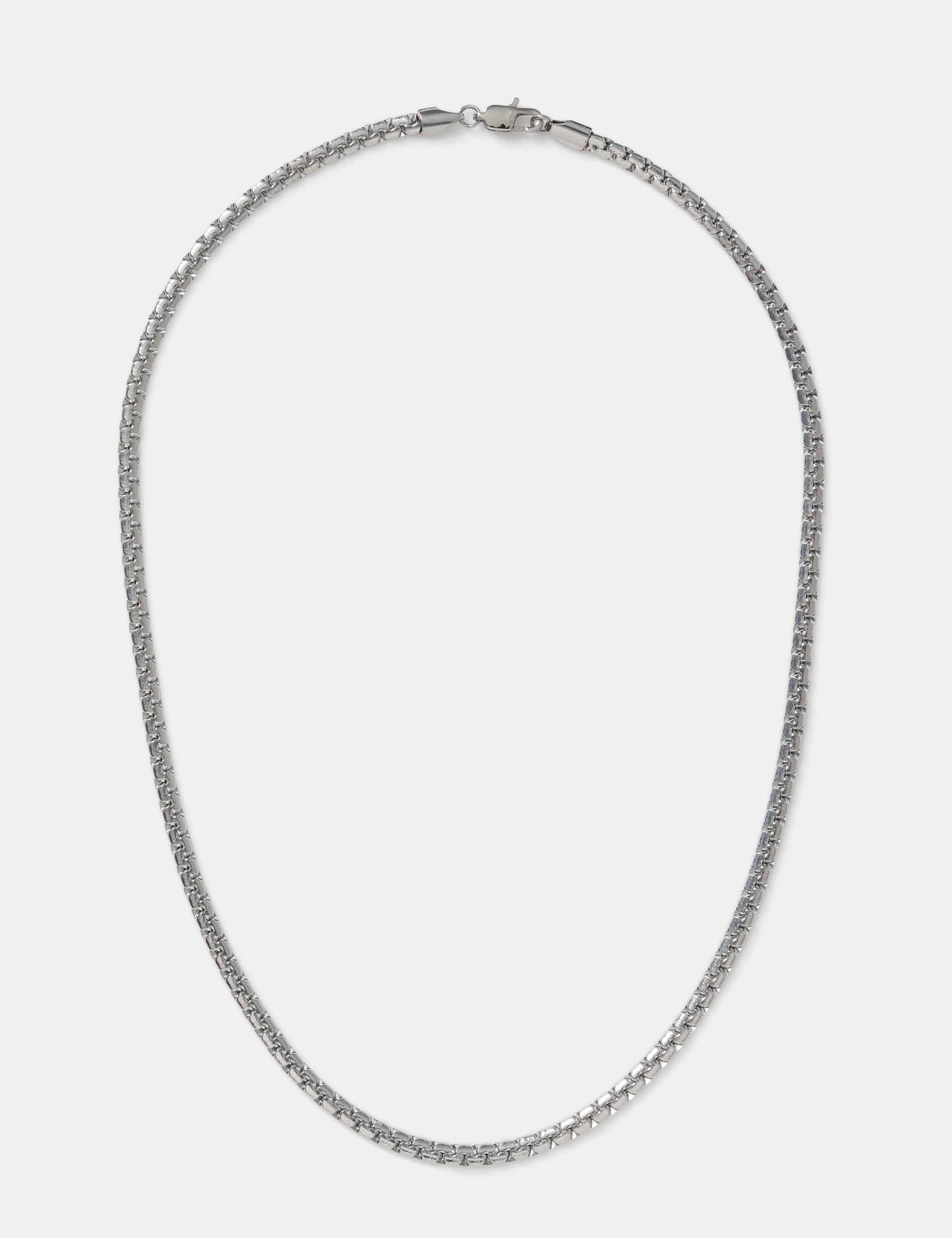 Auto Stainless Detailed Chain Necklace 1 of 3