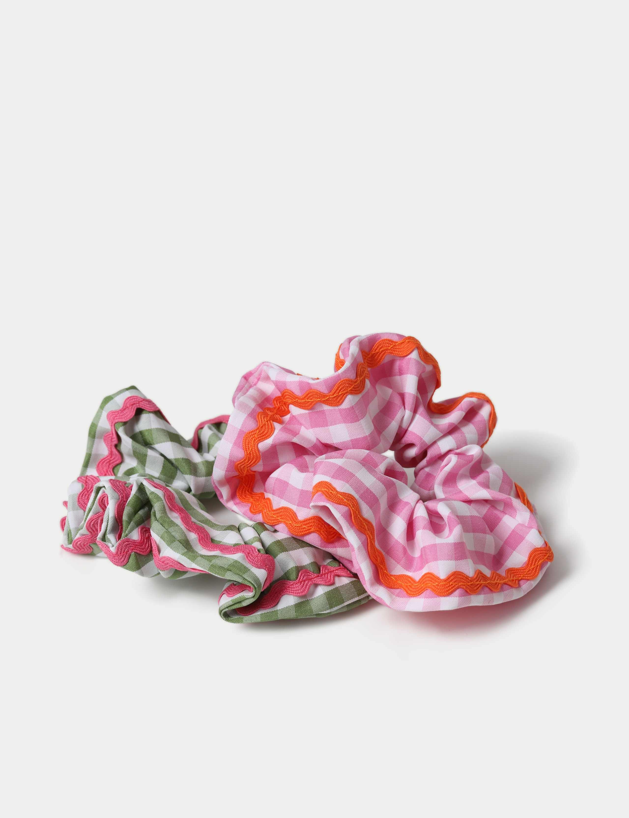 Ric Rac Gingham Scrunchie 2 of 2