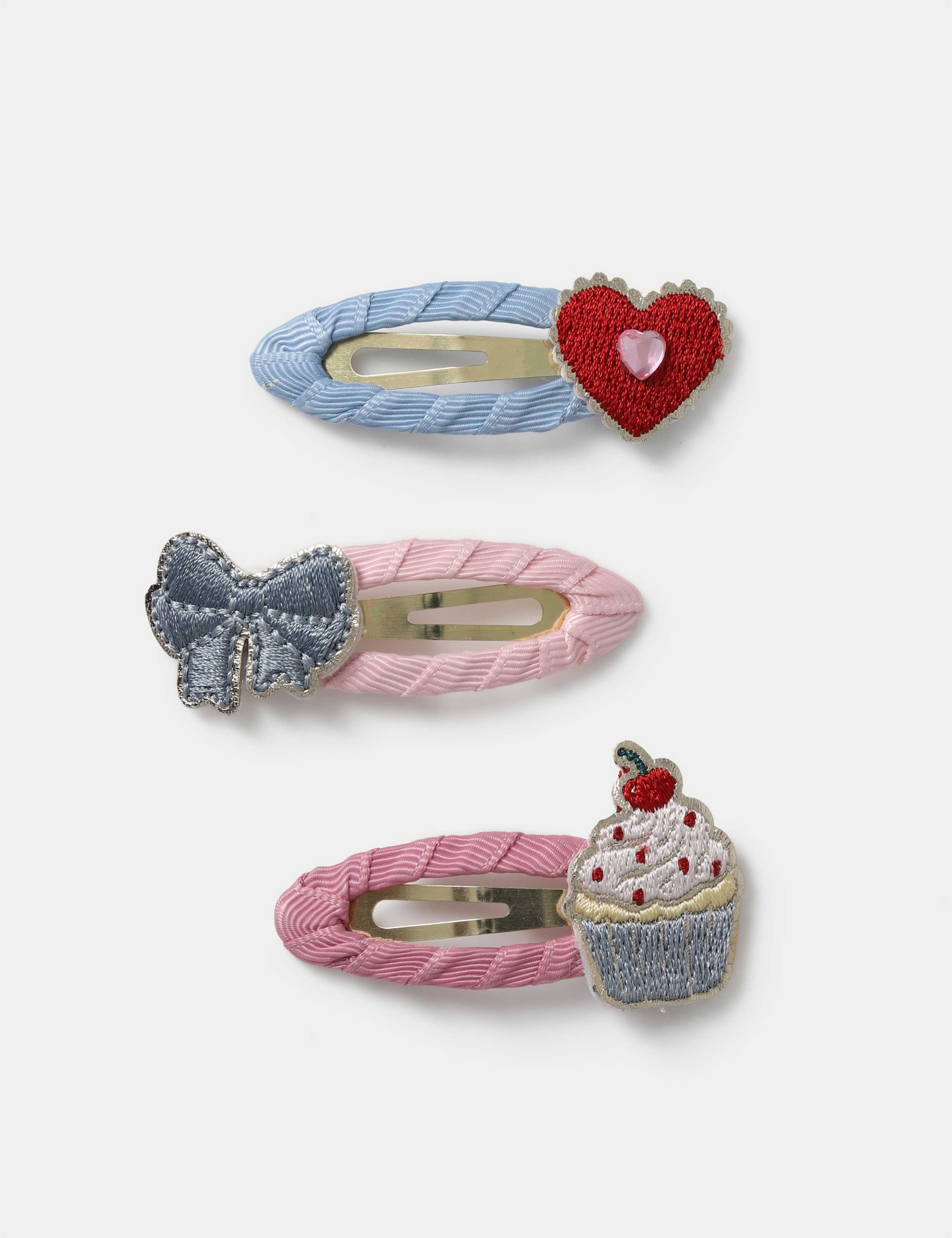 Heart Bow and Cupcake Motif Clips 1 of 2