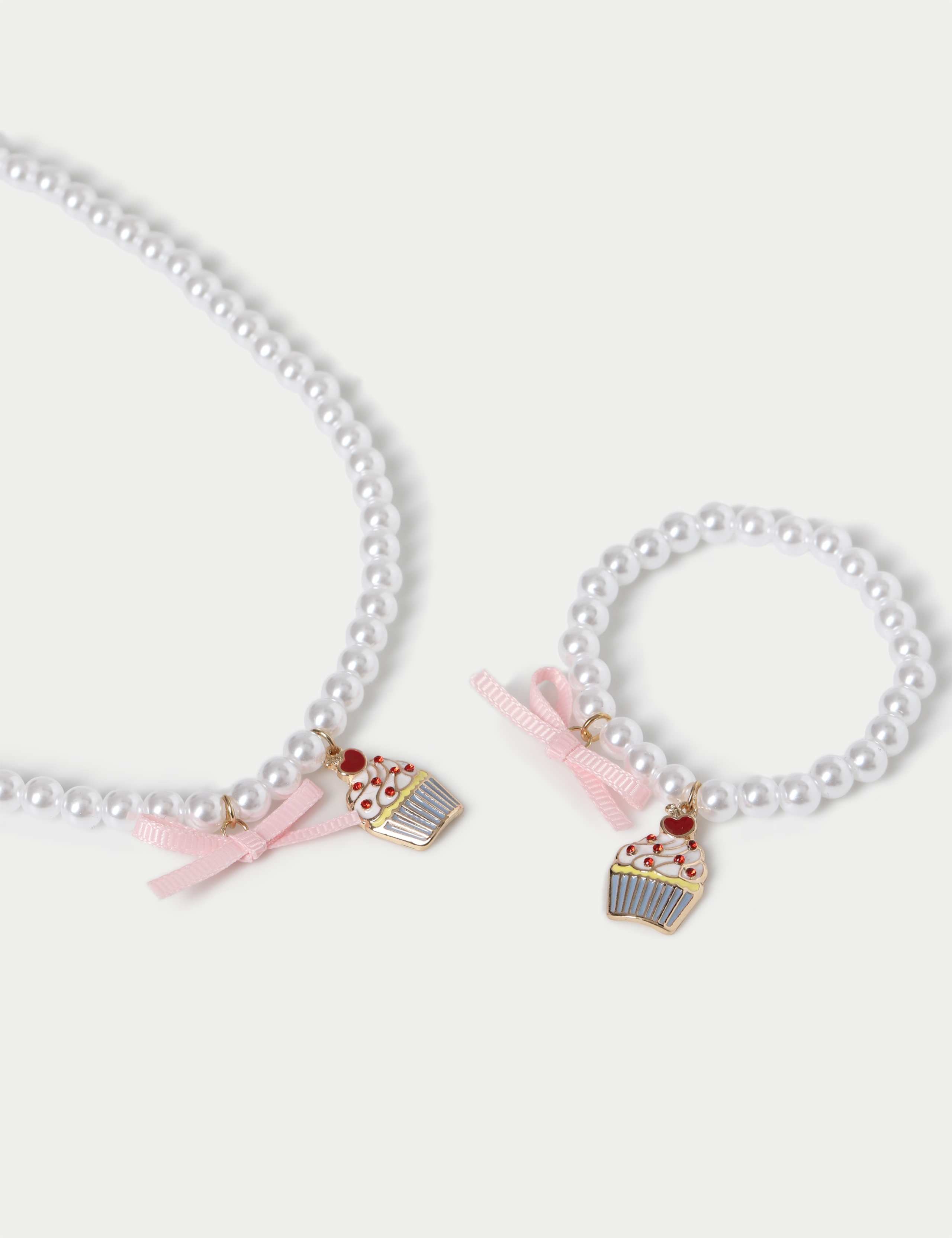 Pearl Cupcake Neck and Wristwear Pack 2 of 2