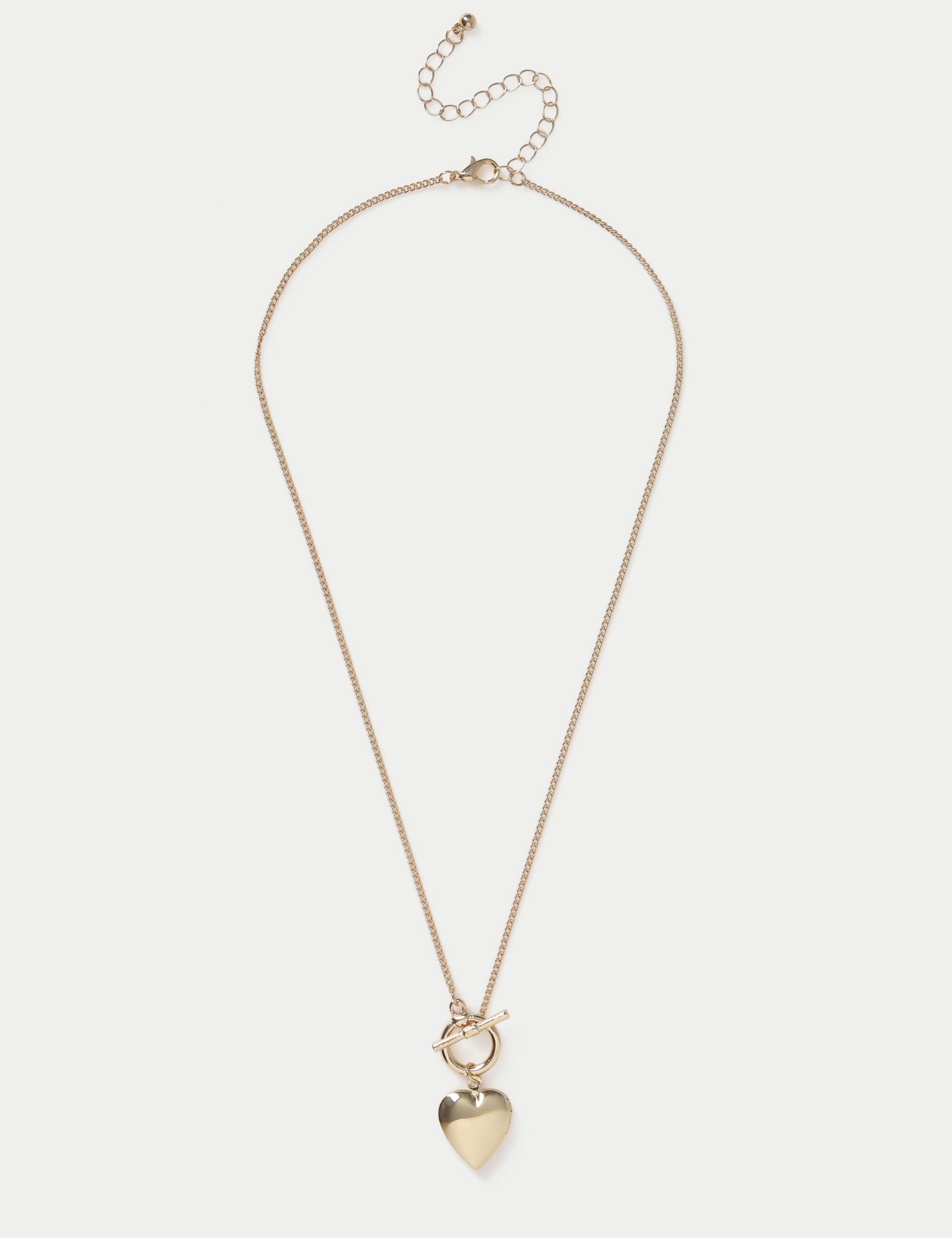 Heart T-bar Necklace 1 of 3