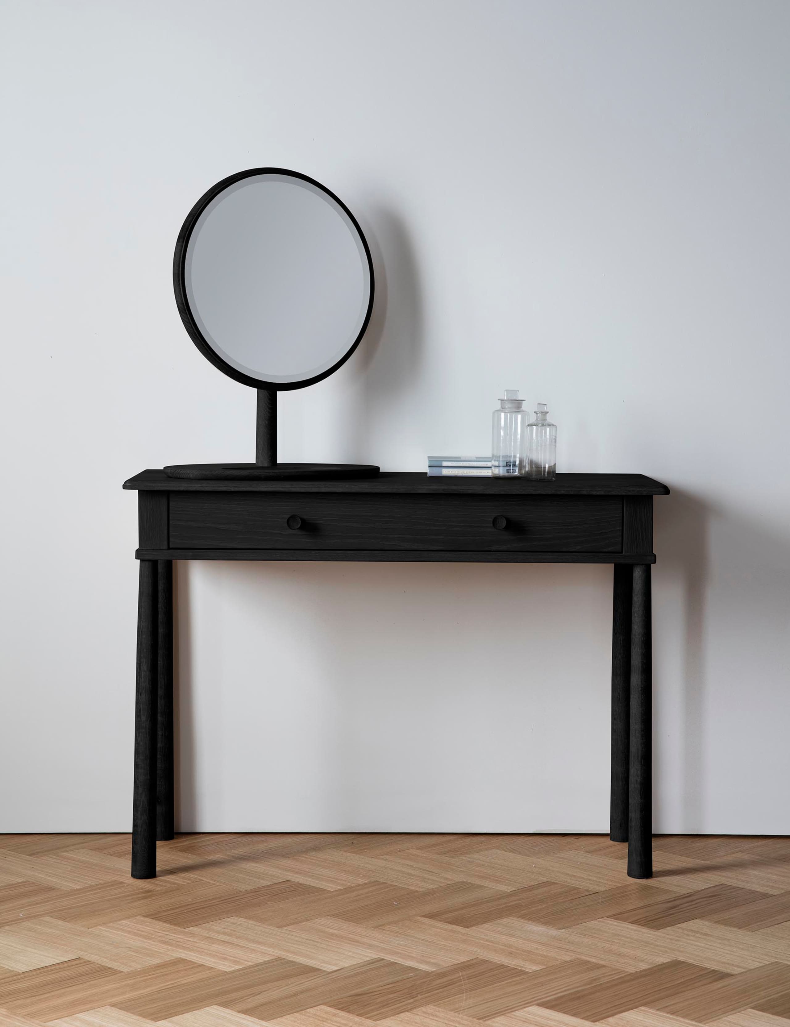Wycombe Dressing Table with Drawer 1 of 2