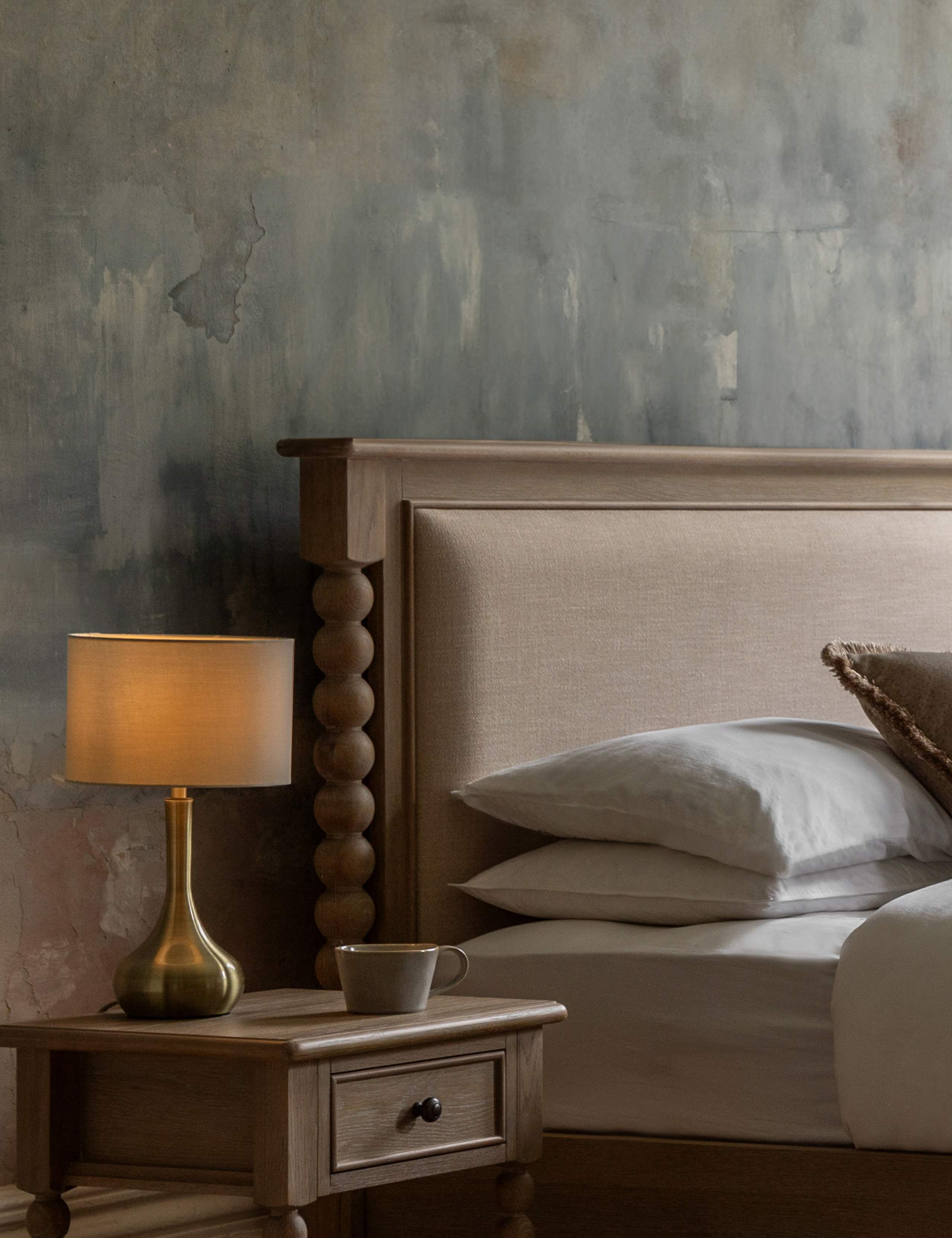 Artisan King Size Bed 3 of 5