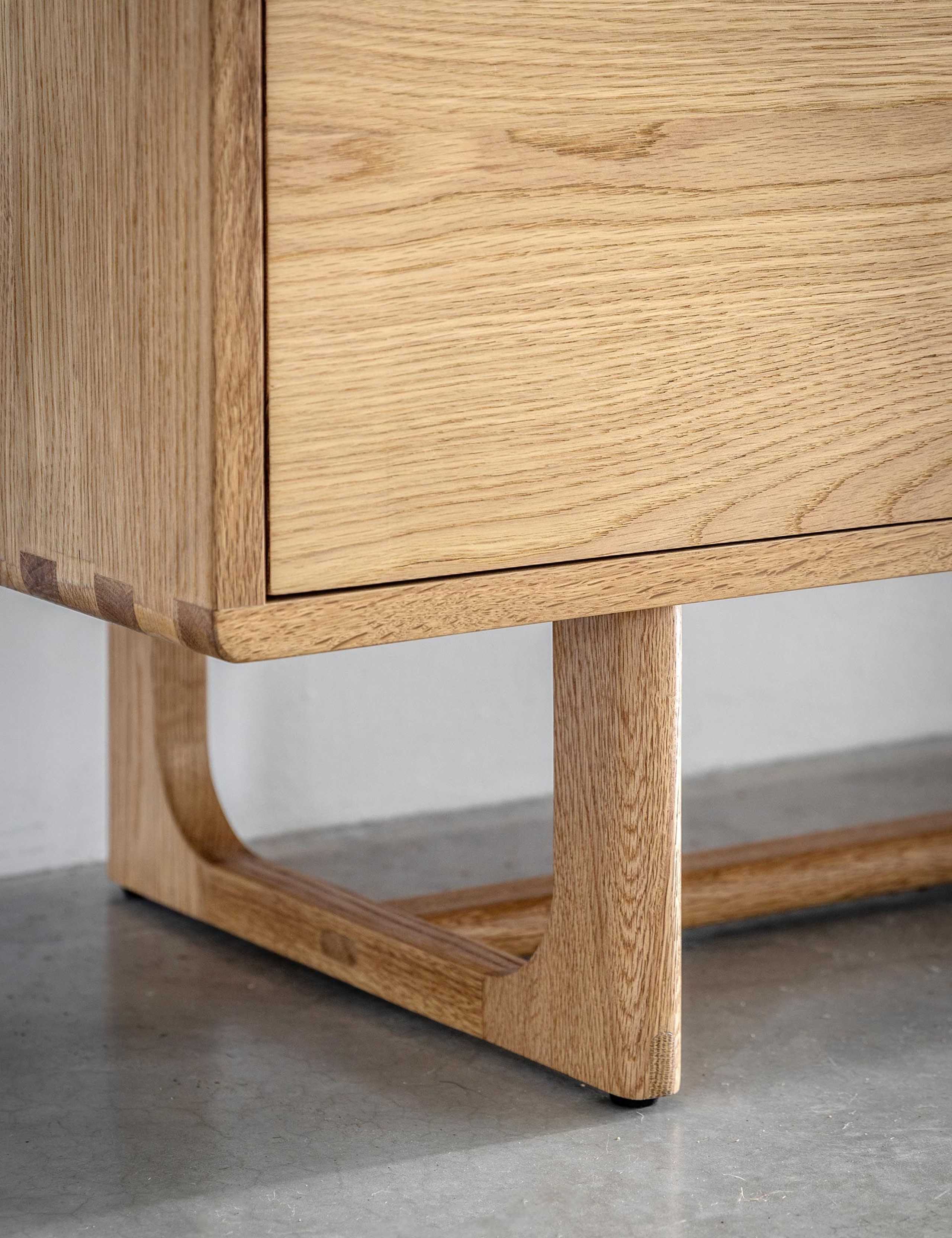 Craft 4 Door Sideboard 4 of 5