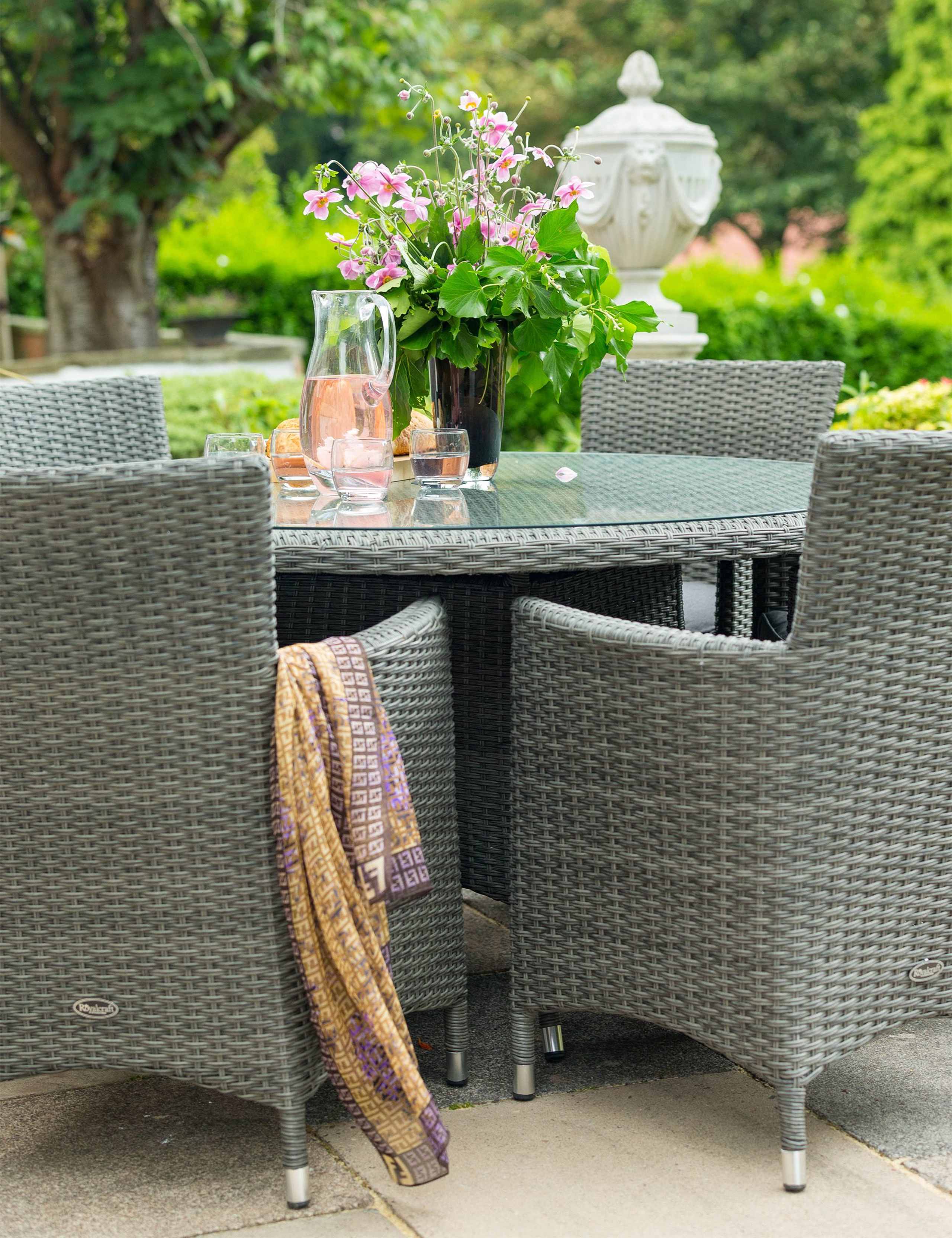 Paris 4 Seater Dining Set 1 of 8